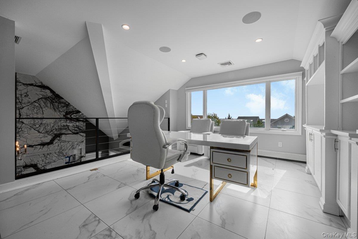 48 Shore Drive — photo 18