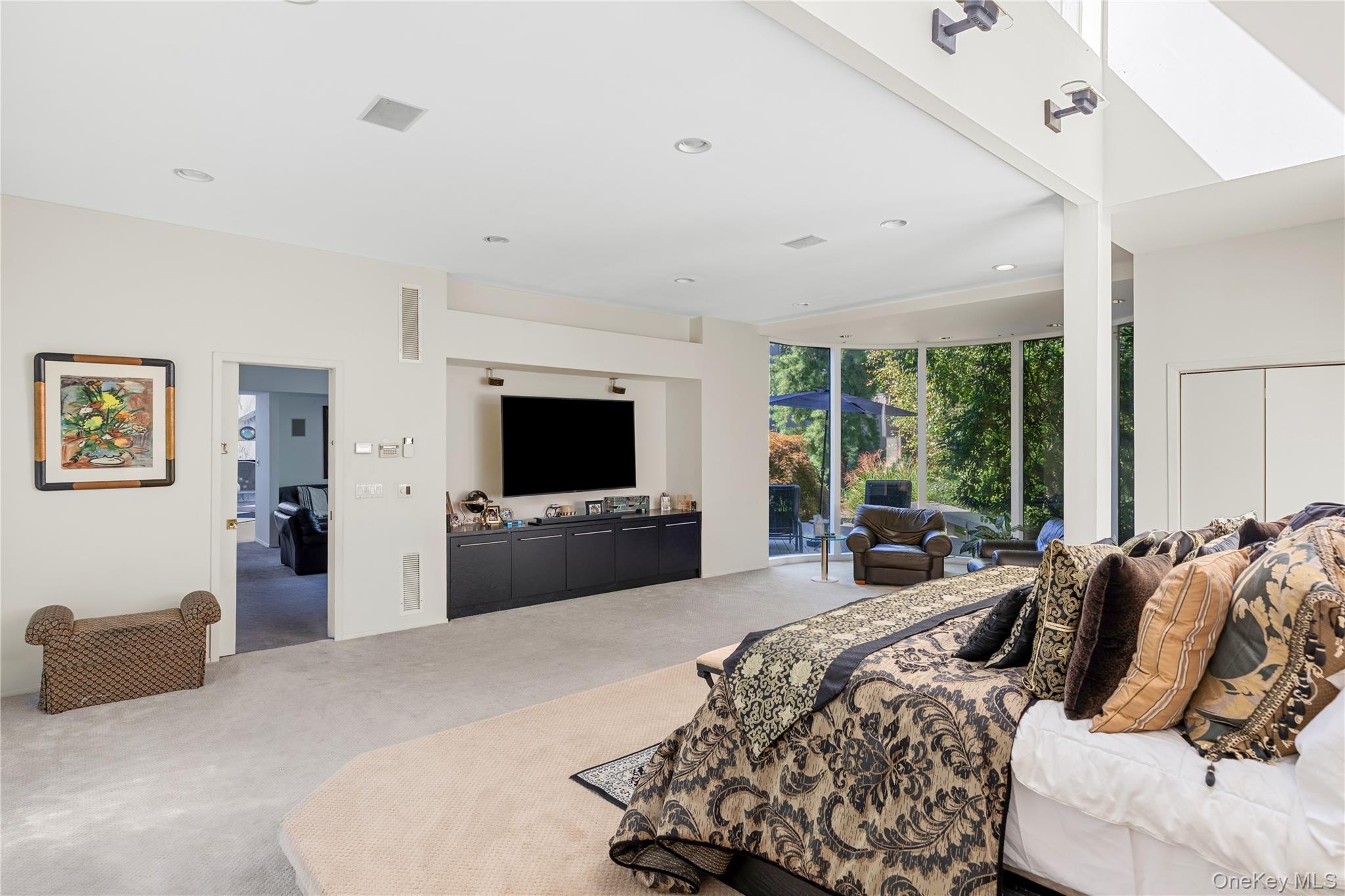 18 Chestnut Hill Drive — photo 14