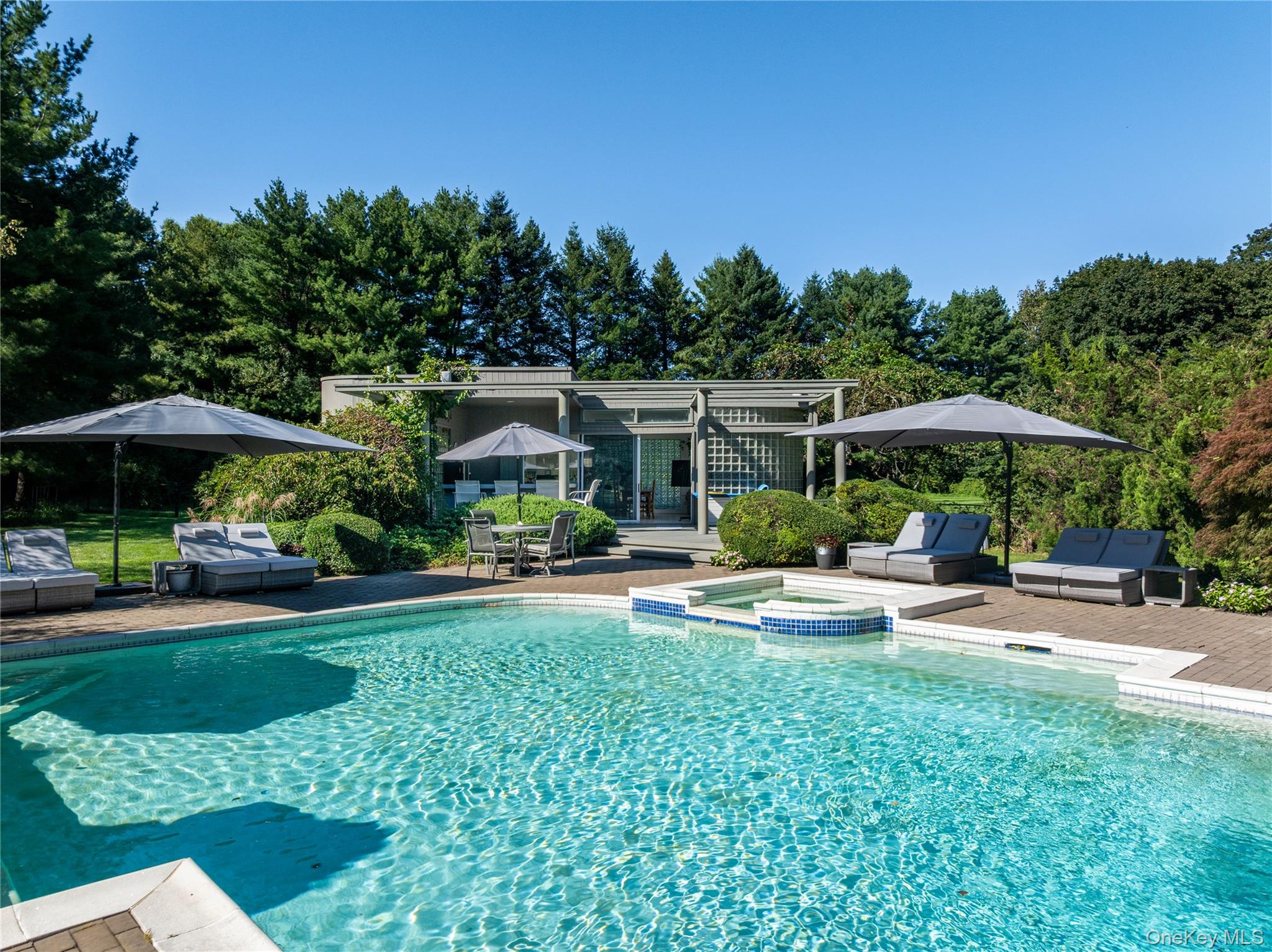 18 Chestnut Hill Drive — photo 21