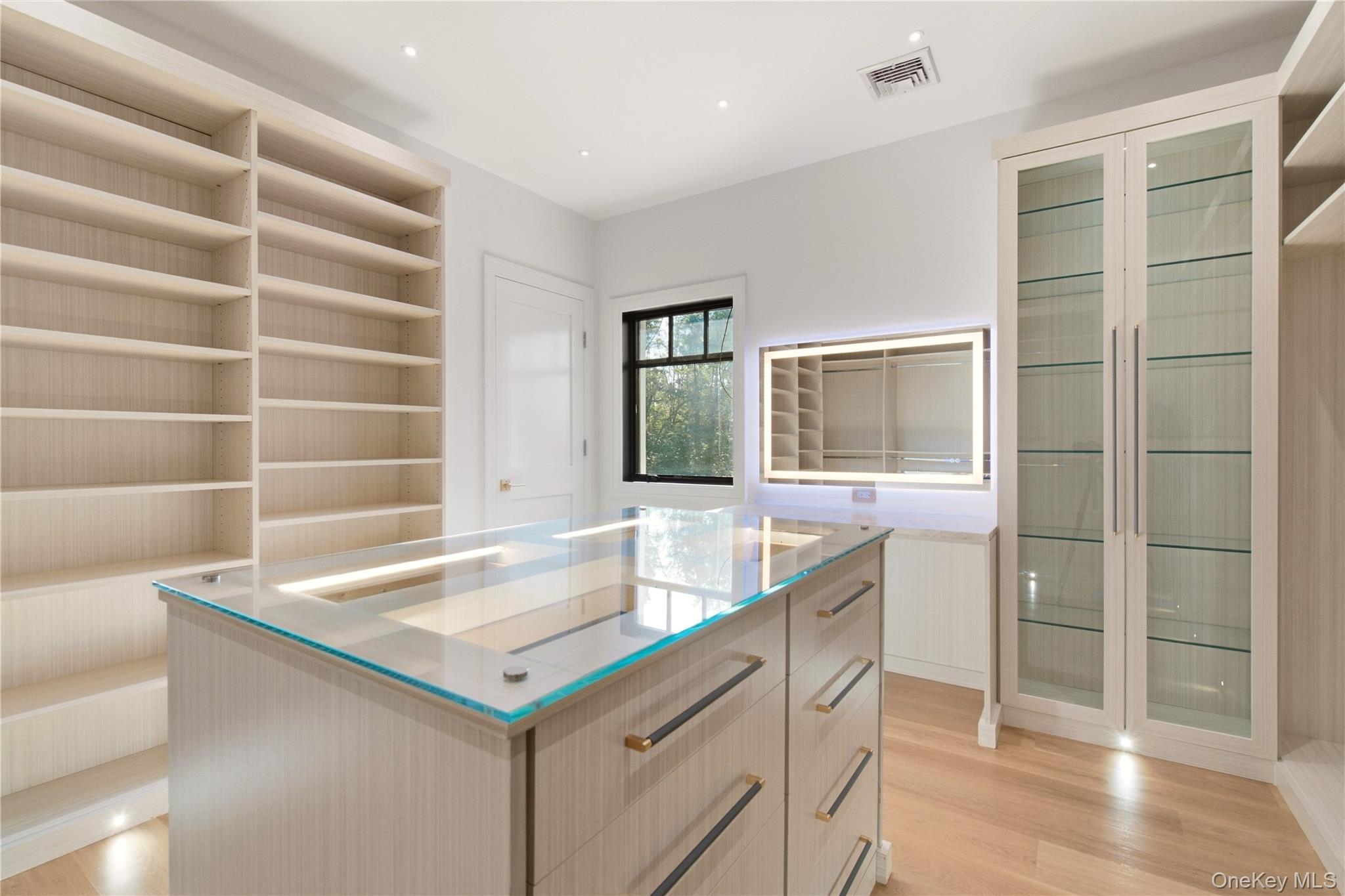 26 Saint Andrews Court — photo 32