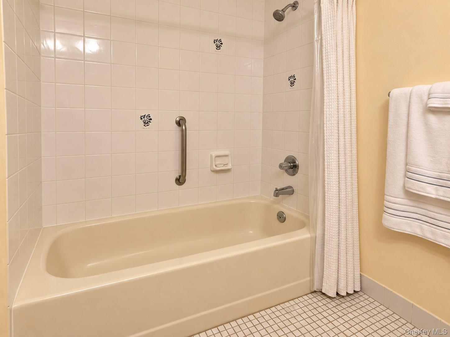 780 Hilltop Court — photo 22