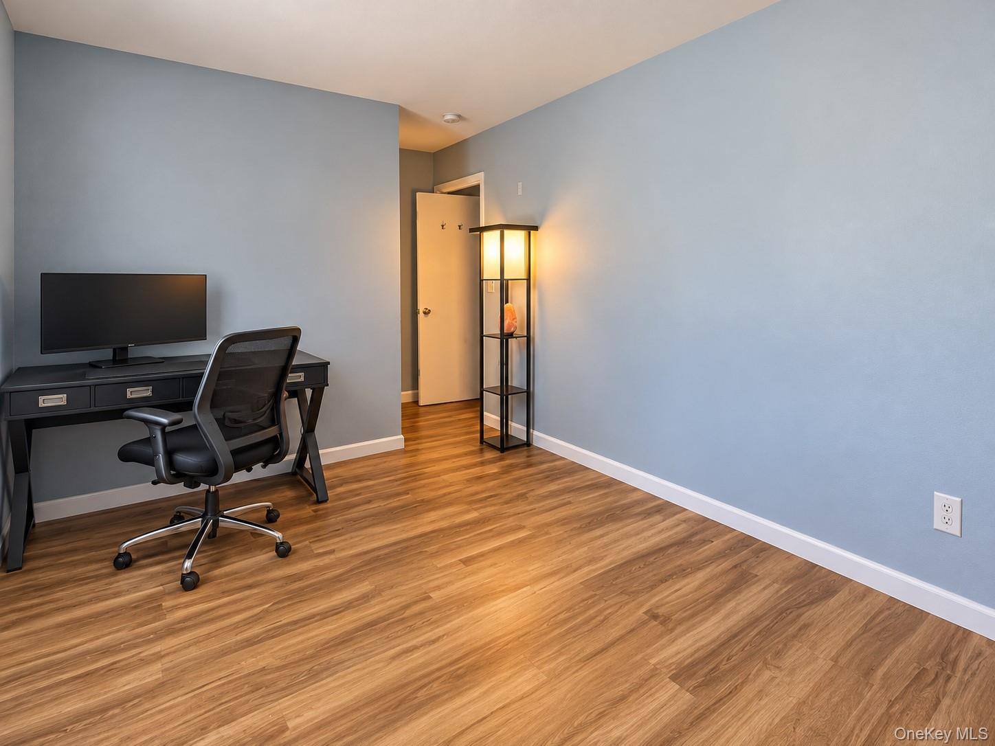 780 Hilltop Court — photo 31