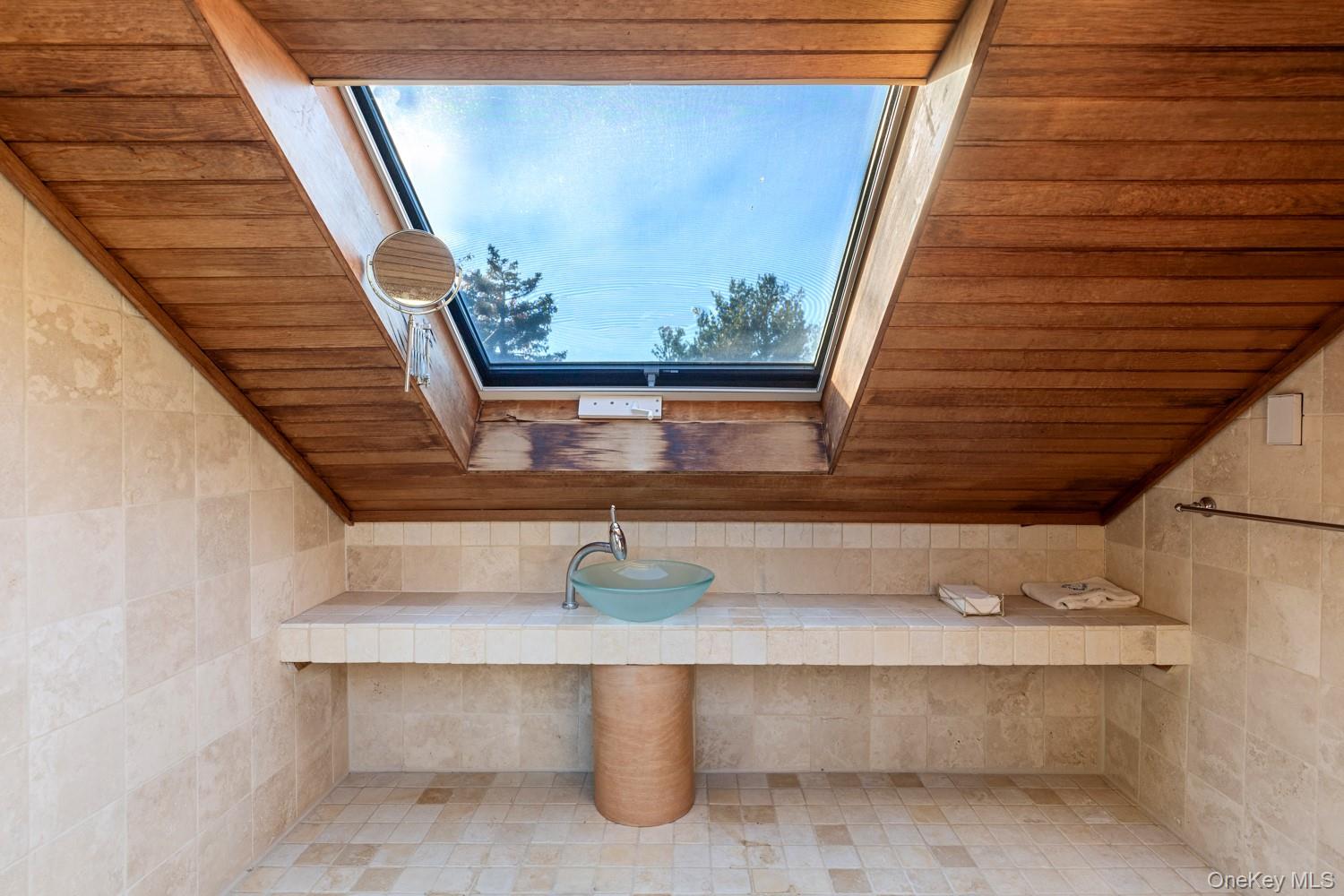6 Arbutus Path — photo 32
