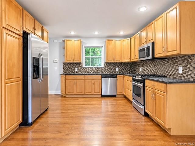 61 Westminster Drive — photo 11