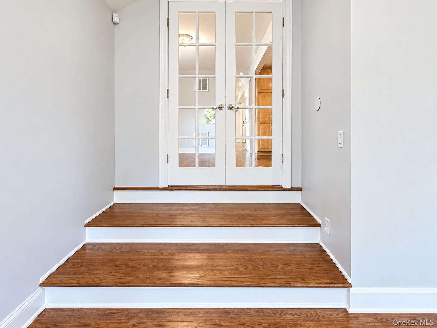 61 Westminster Drive — photo 18