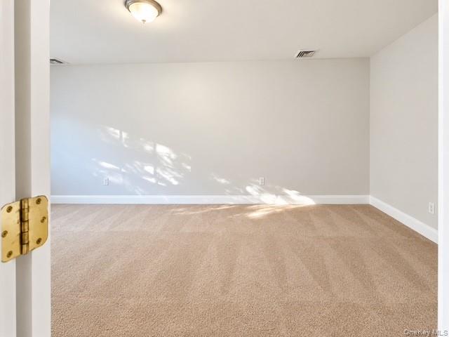 61 Westminster Drive — photo 21