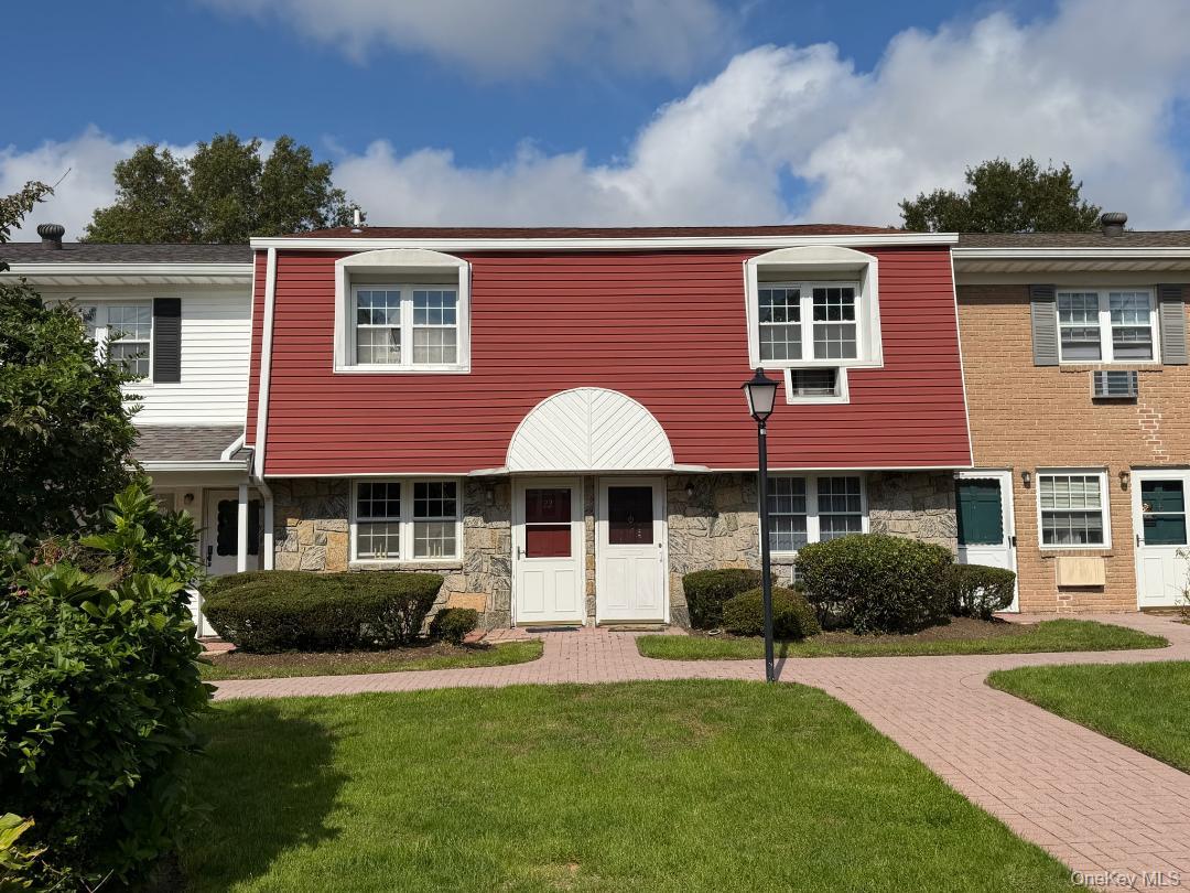 22 Springwood Drive — photo 3
