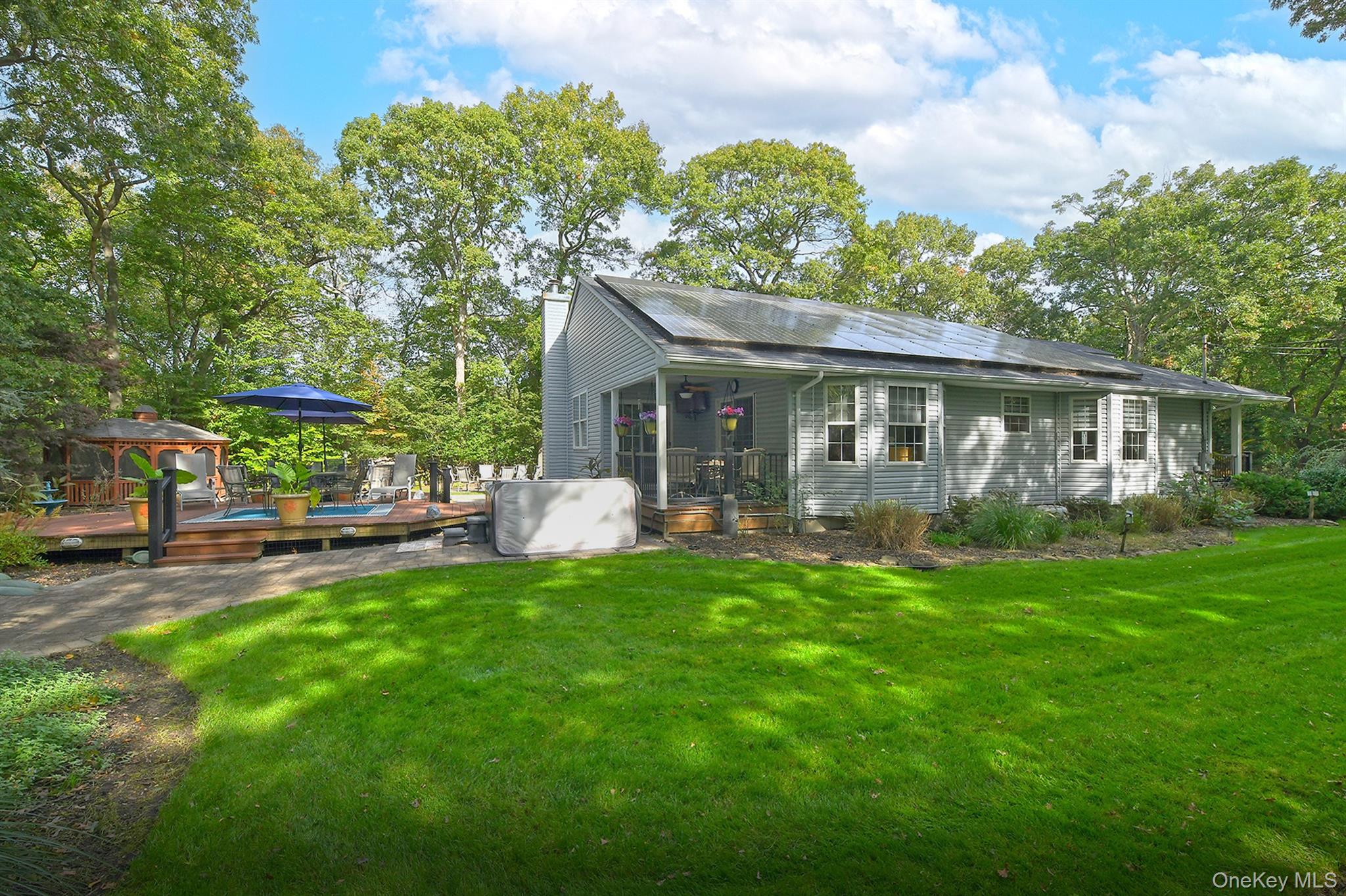 81 C Robinson Avenue — photo 31