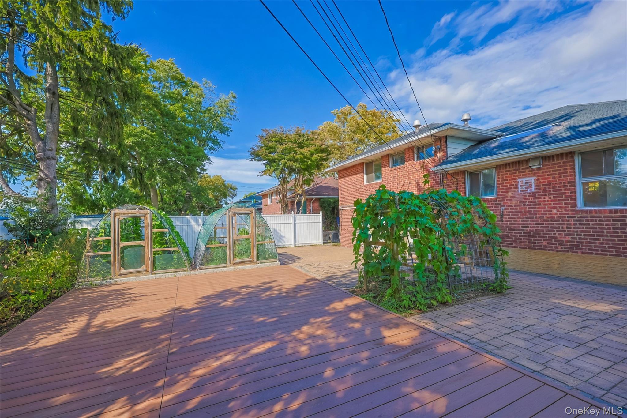 20 Willets Avenue — photo 30