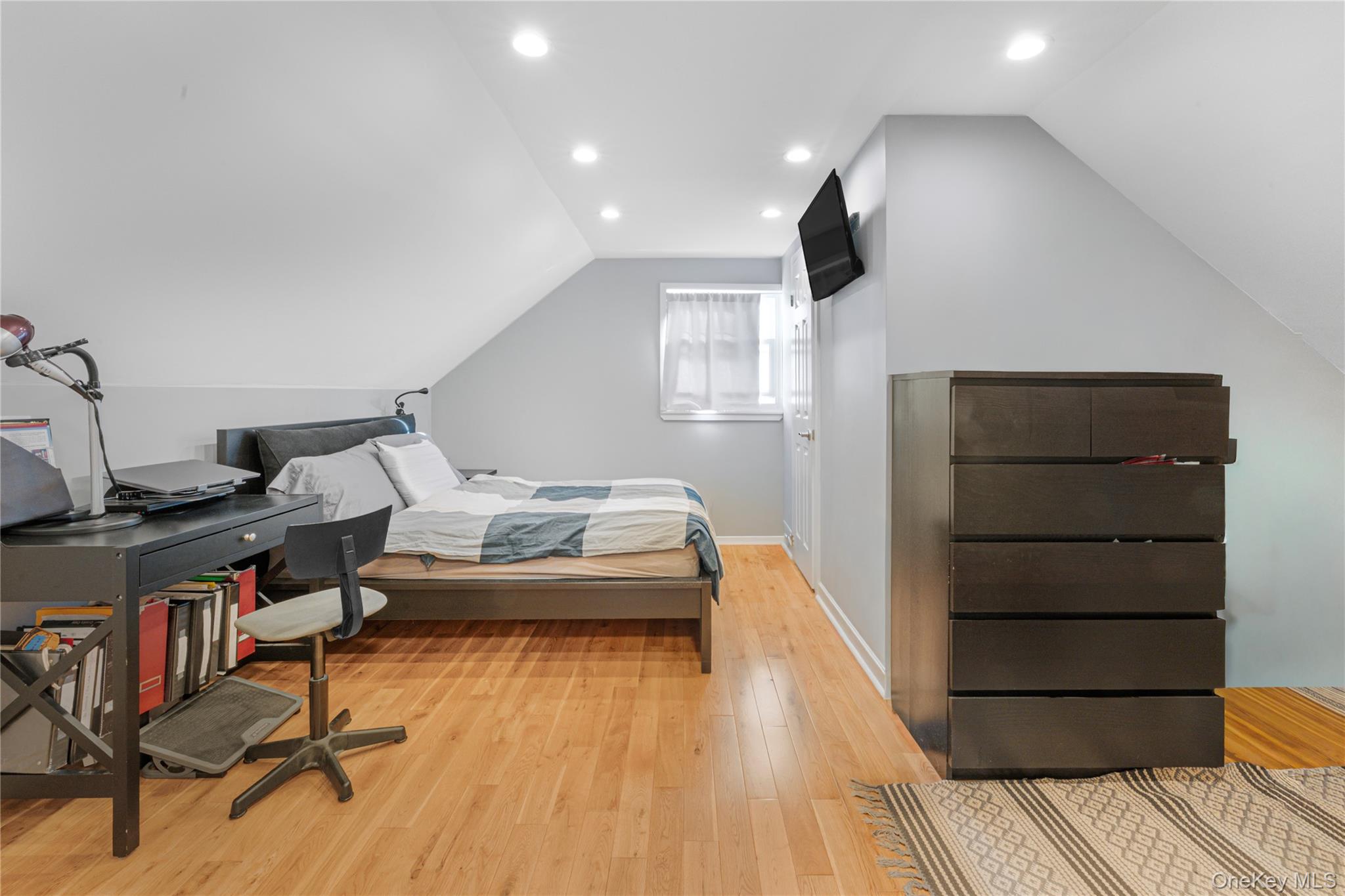 2450 Mermaid Avenue — photo 22