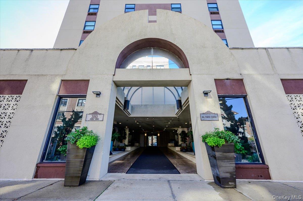 360 Shore Road #3B — photo 2