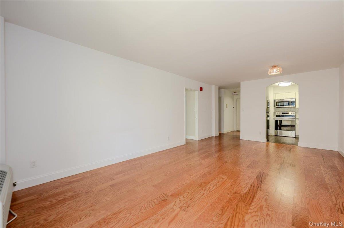 360 Shore Road #3B — photo 8