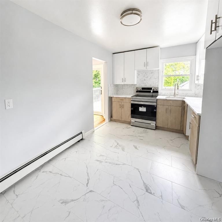 324 Buckingham Road — photo 12