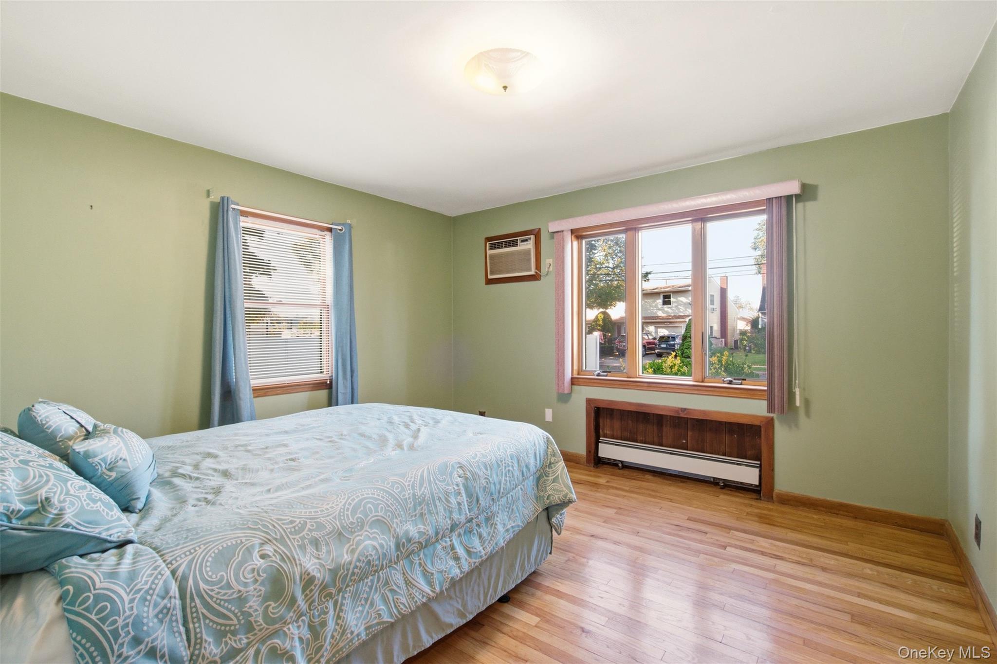 2093 Bergen Street — photo 11