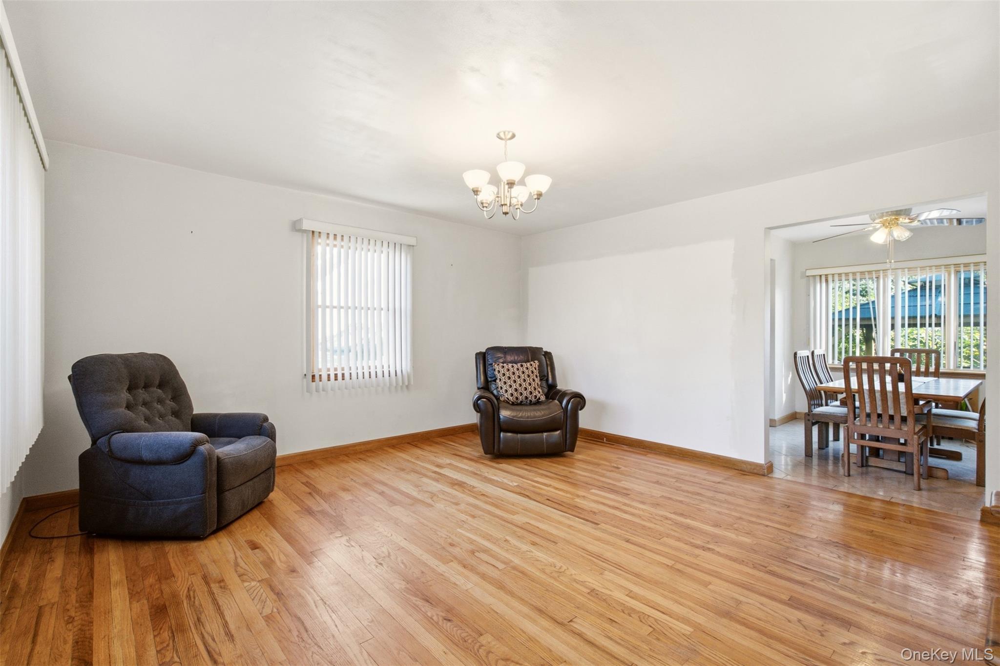 2093 Bergen Street — photo 3