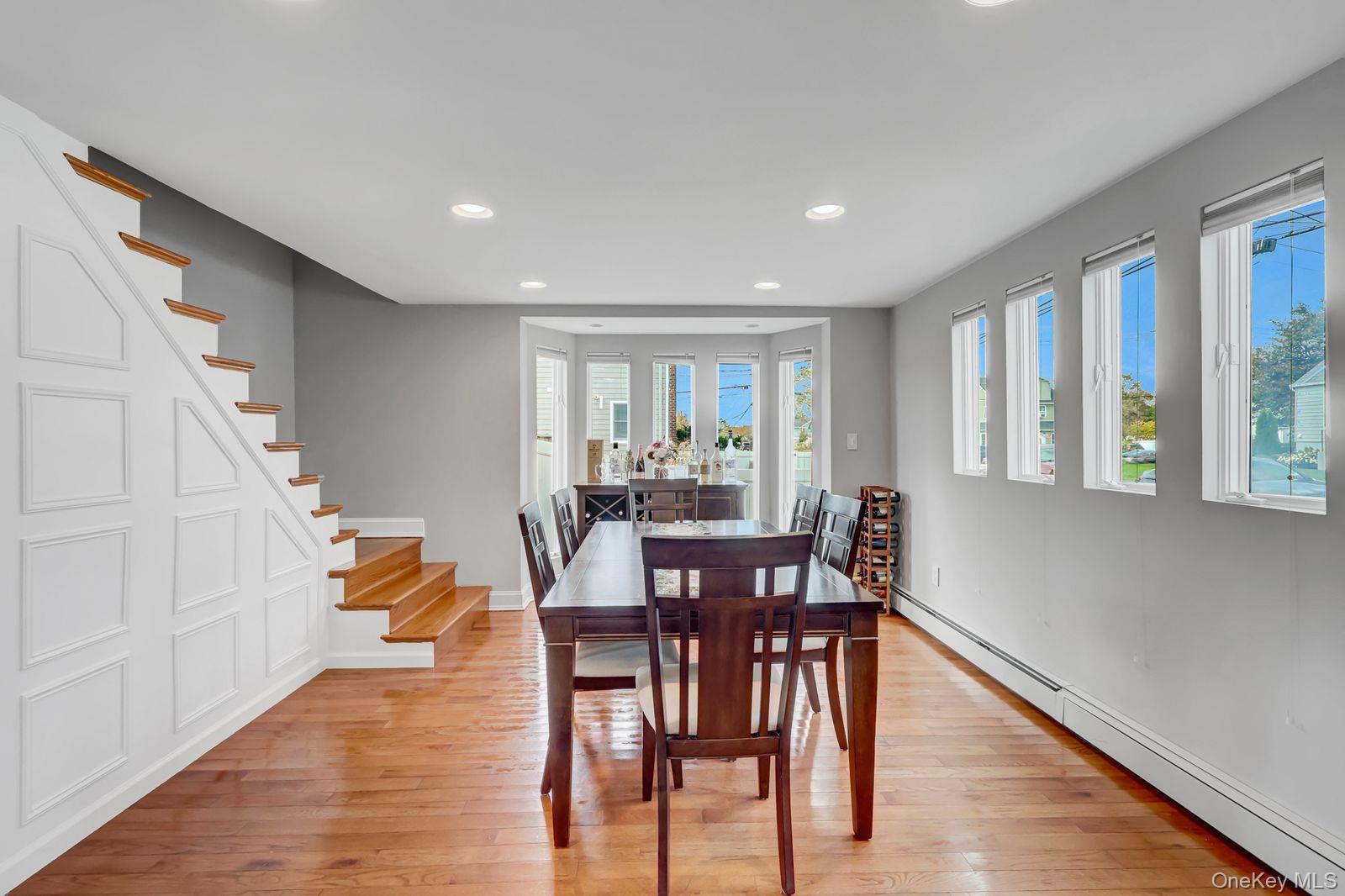 12 New Point Place — photo 17