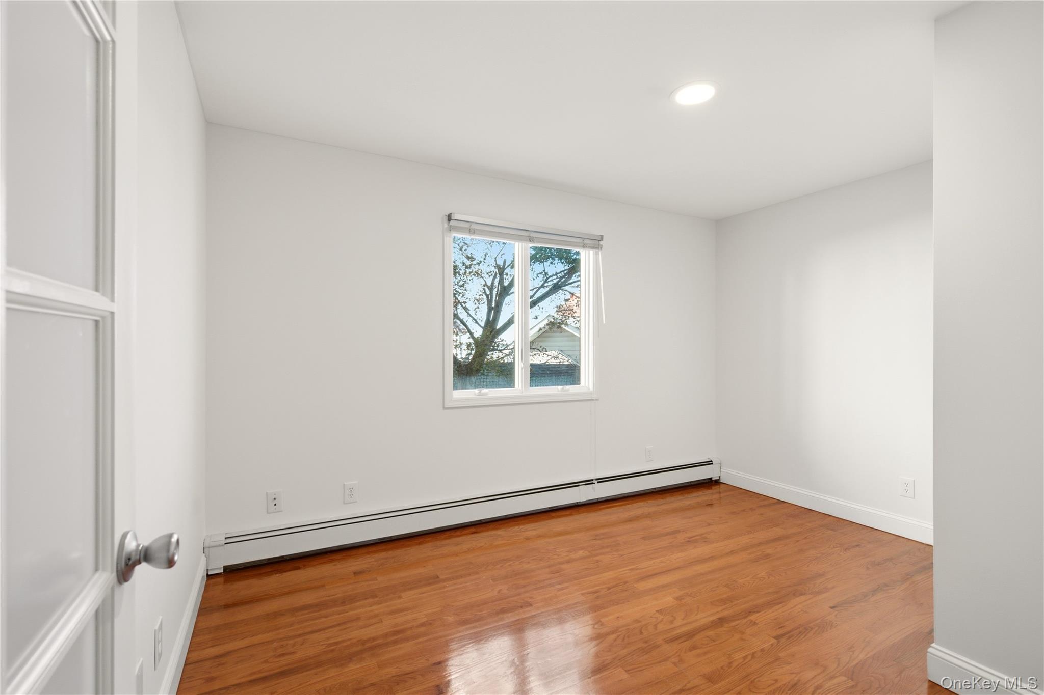 565 McKinley Terrace — photo 22