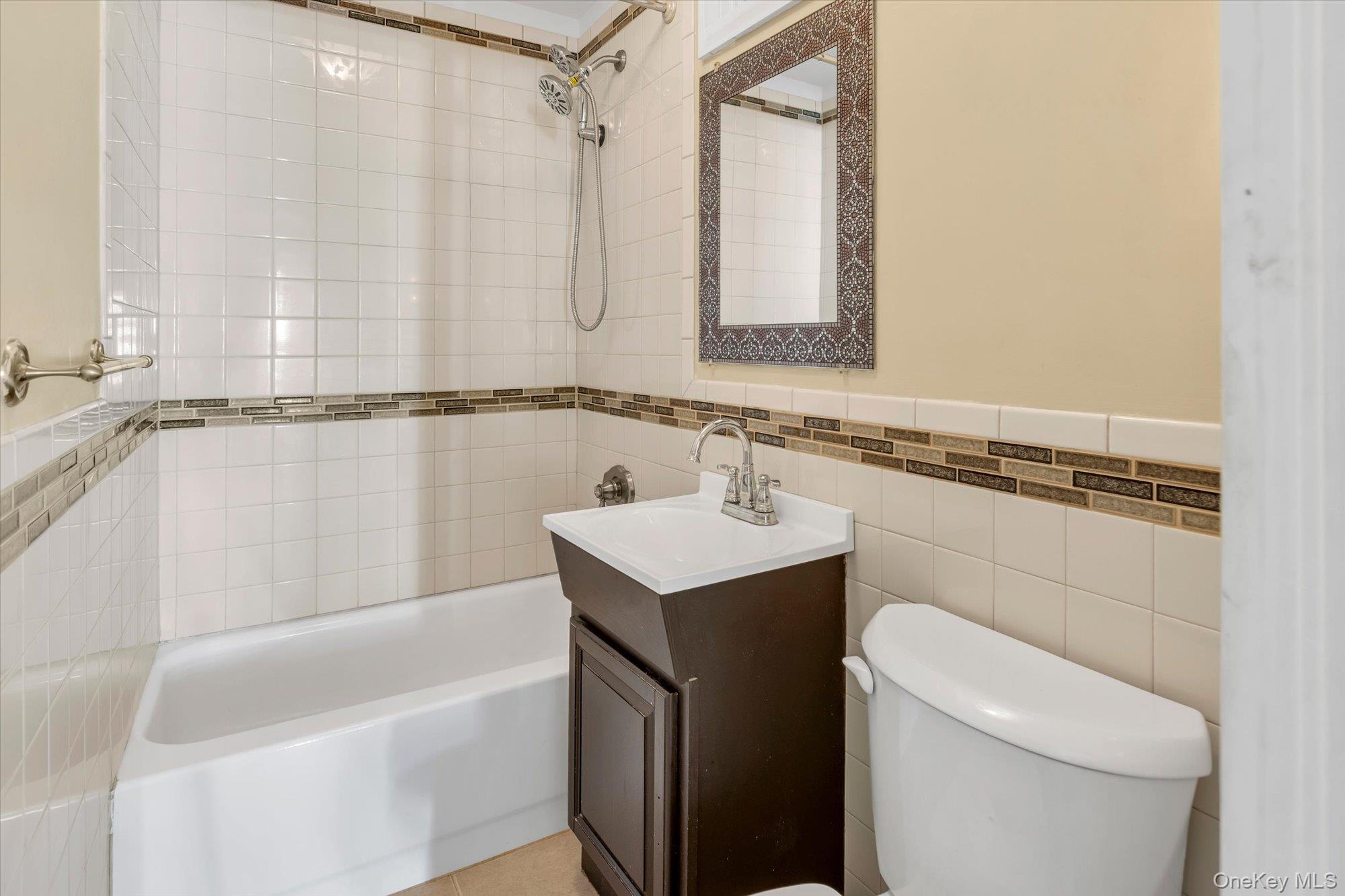 8 Rockne Street — photo 11