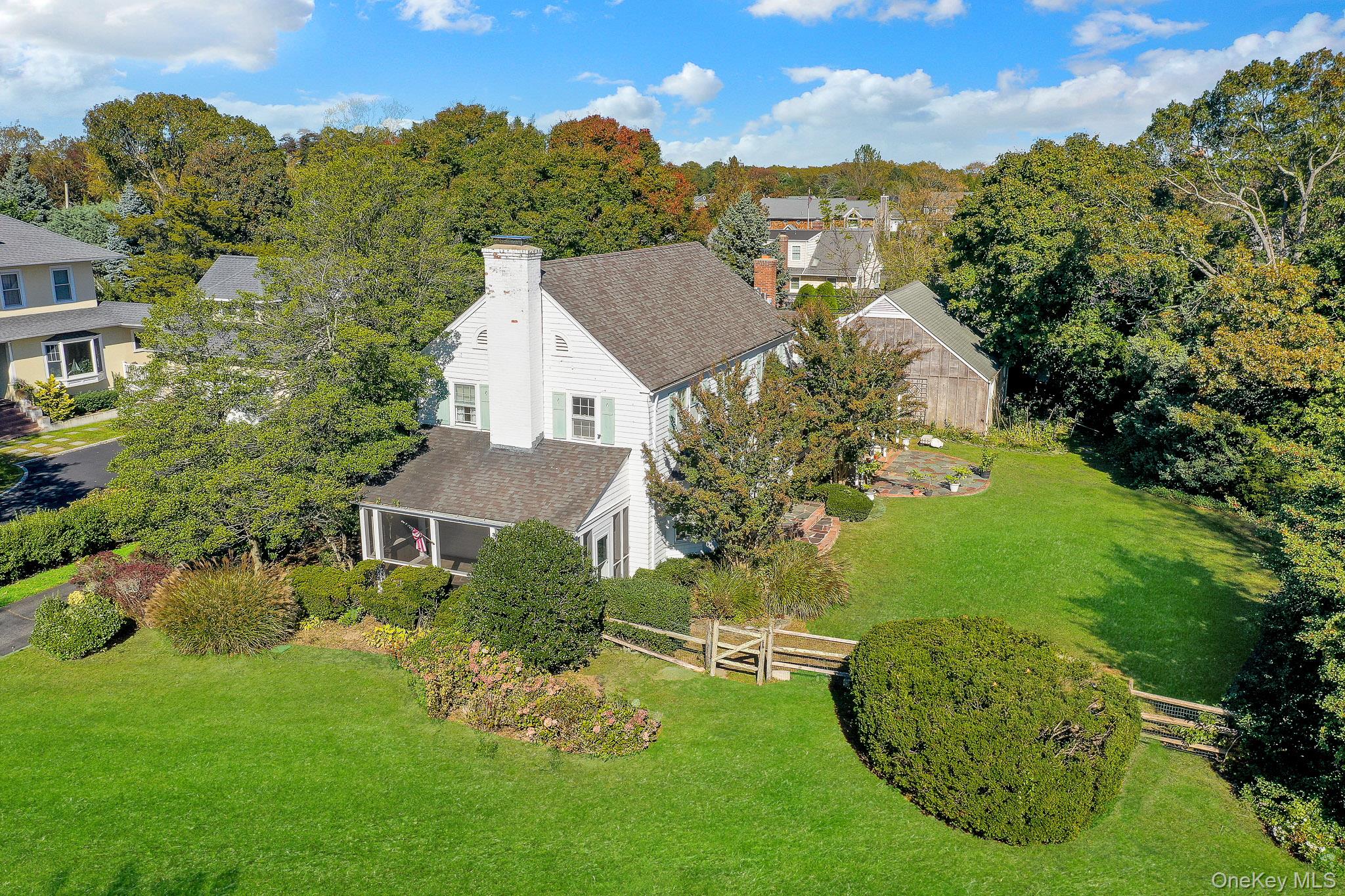 80 Concourse, Brightwaters