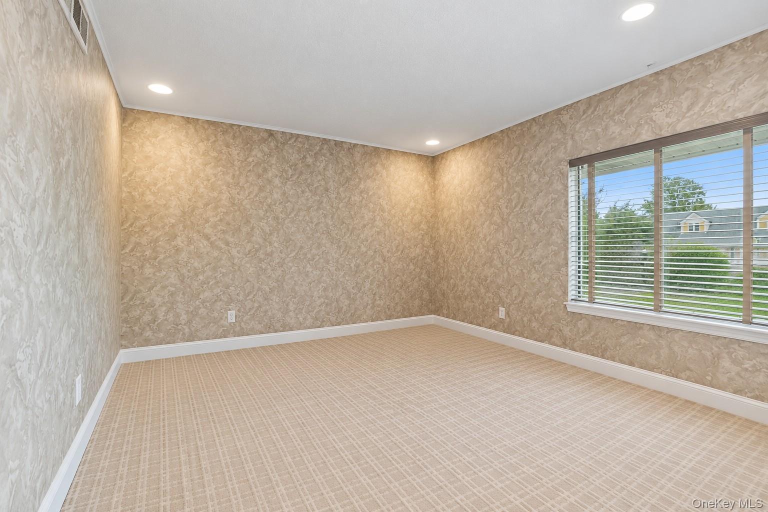1302 Azure Place — photo 41