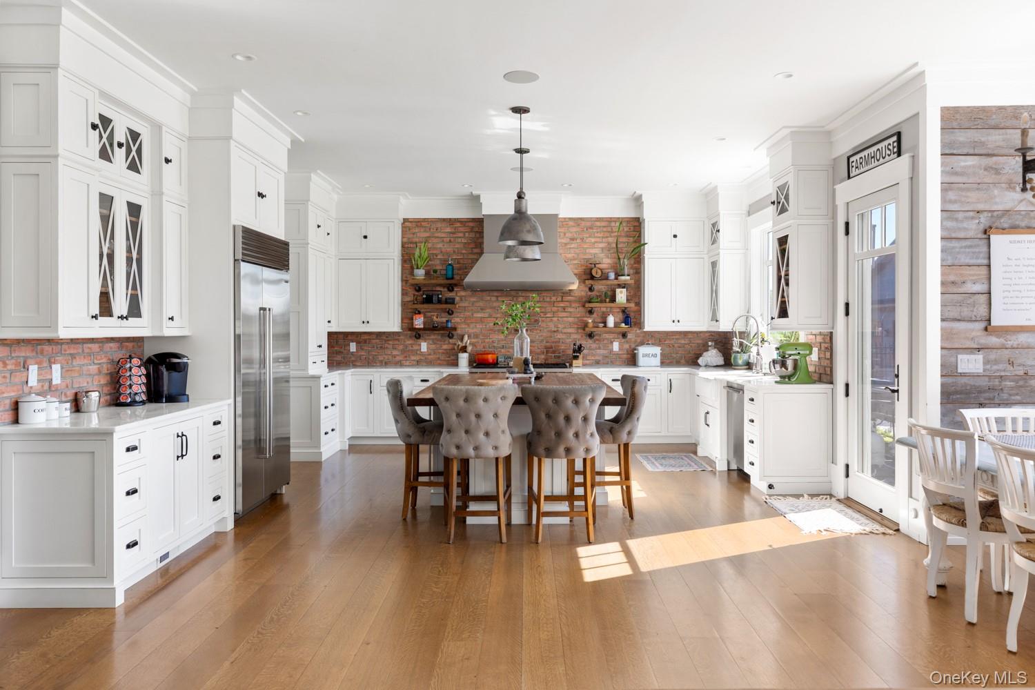 23 Castle Court — photo 10