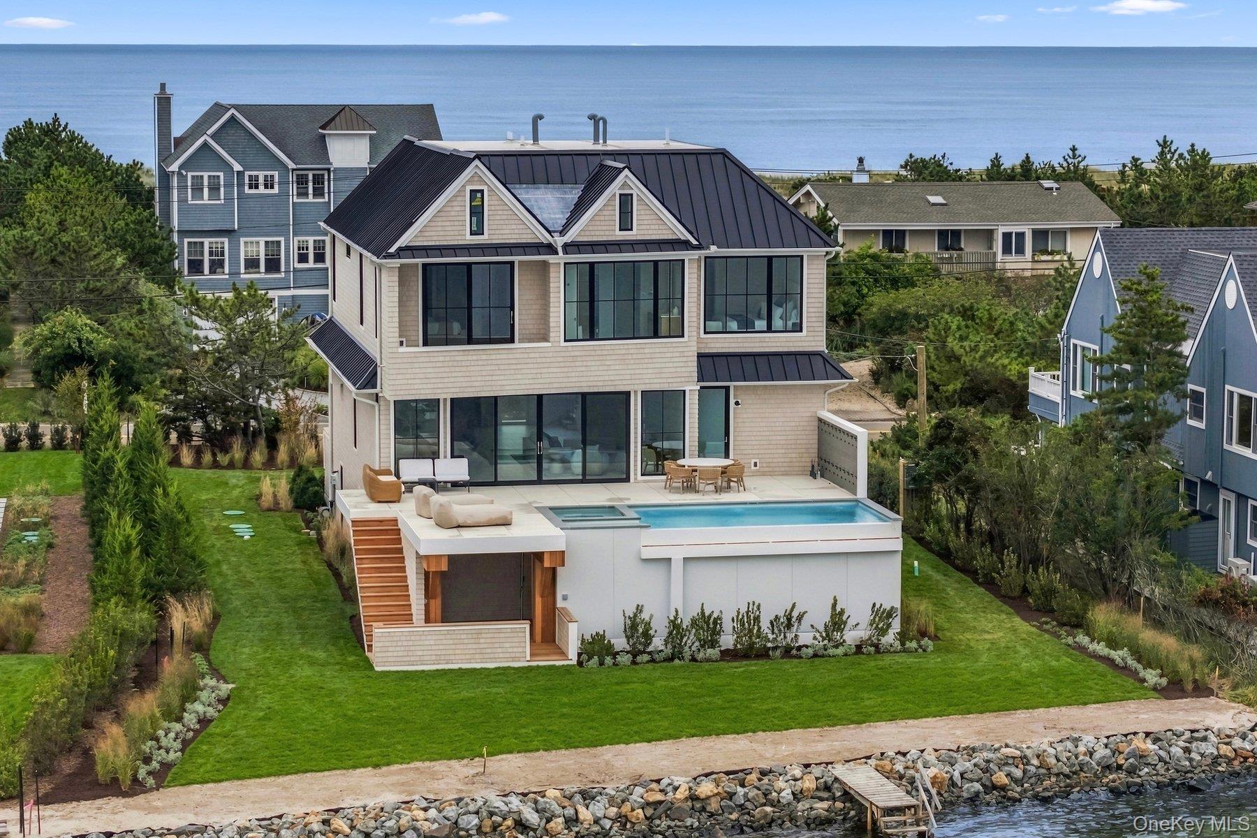 498 Dune Road — photo 35