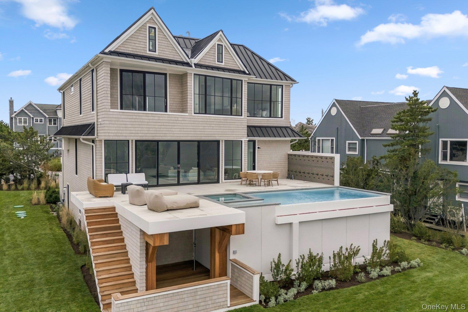 498 Dune Road — photo 4