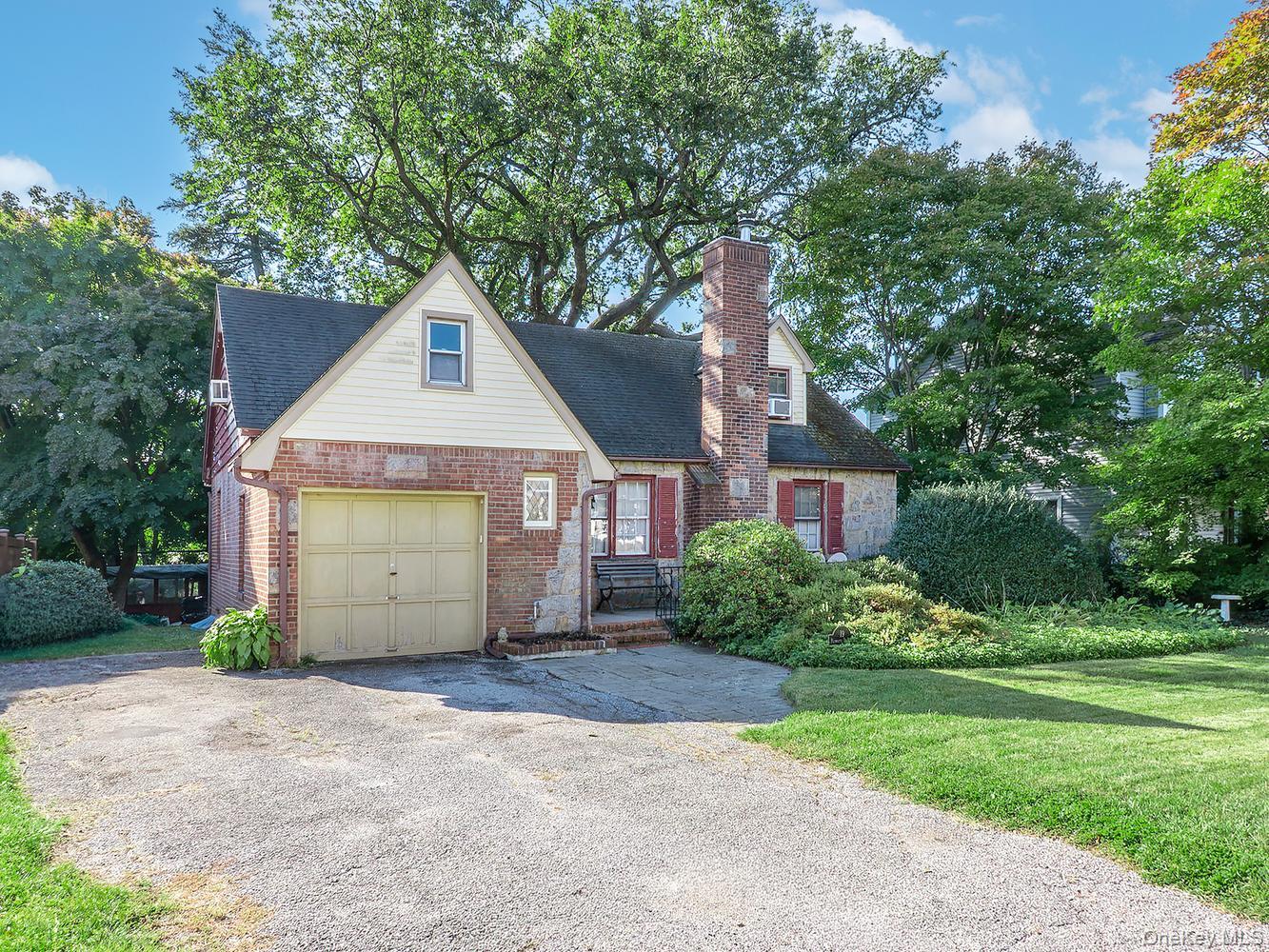 19 Plymouth Drive — photo 2