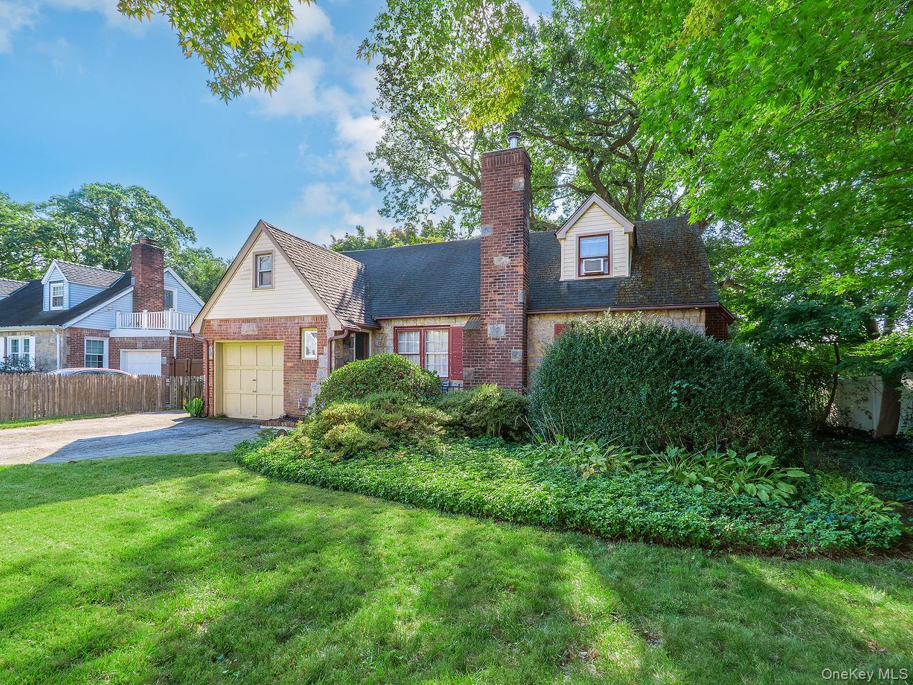 19 Plymouth Drive — photo 3