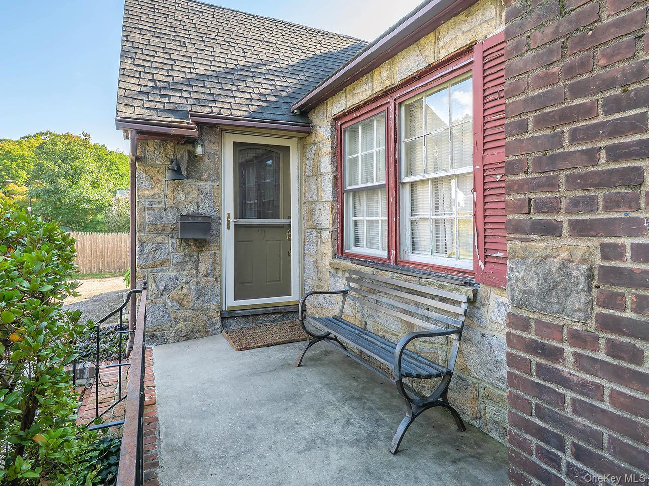 19 Plymouth Drive — photo 4