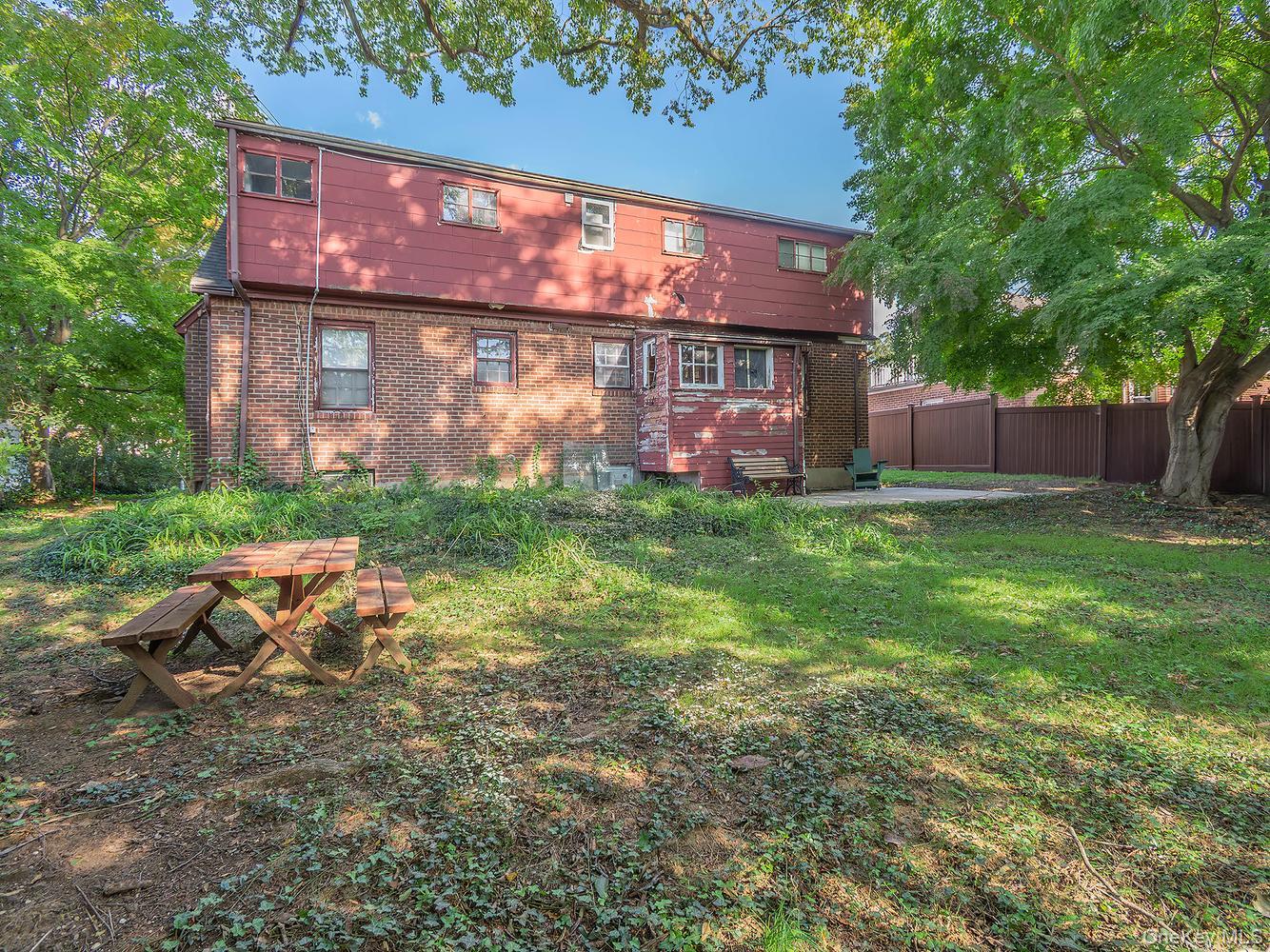 19 Plymouth Drive — photo 7