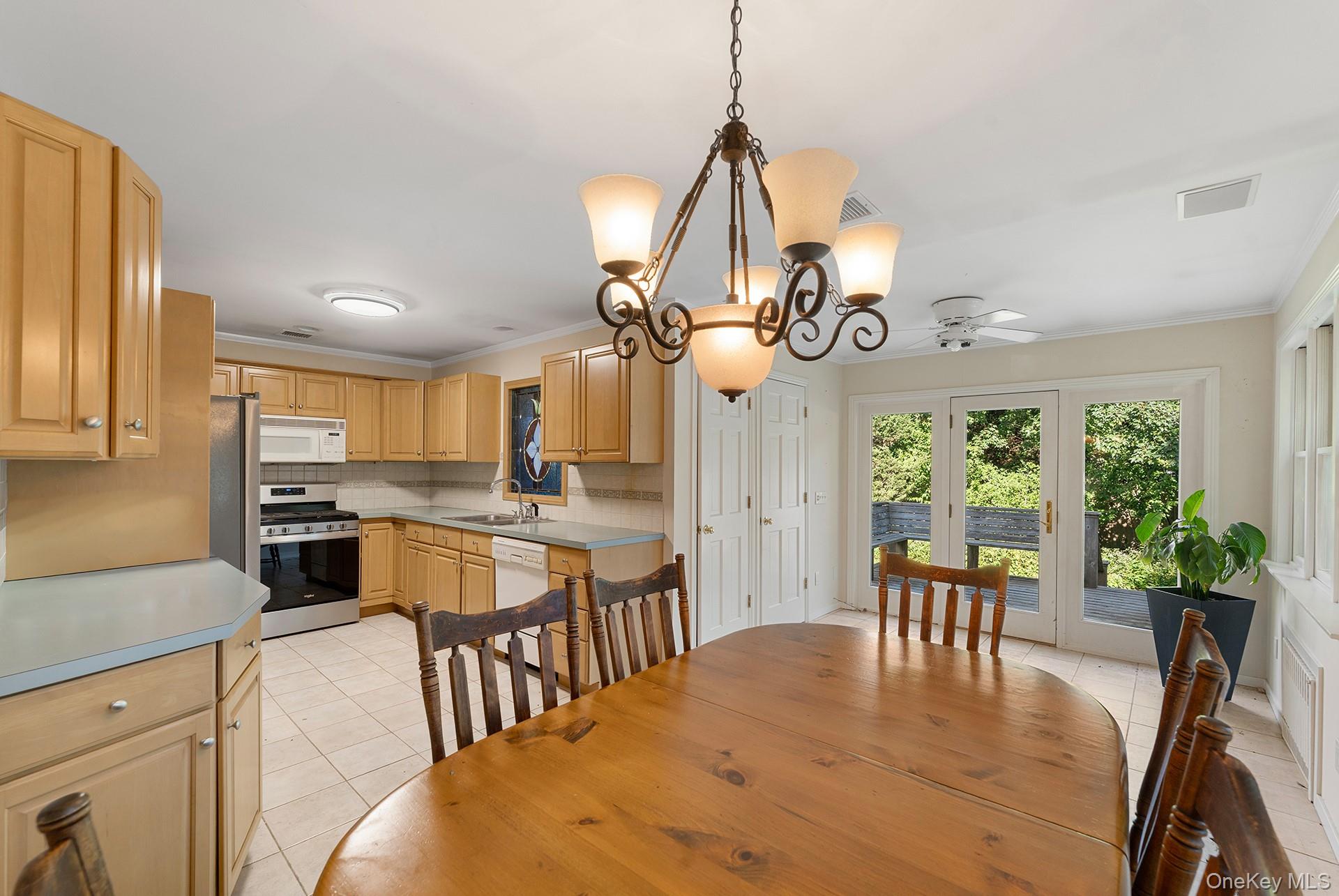 35 Meadowlark Lane — photo 4