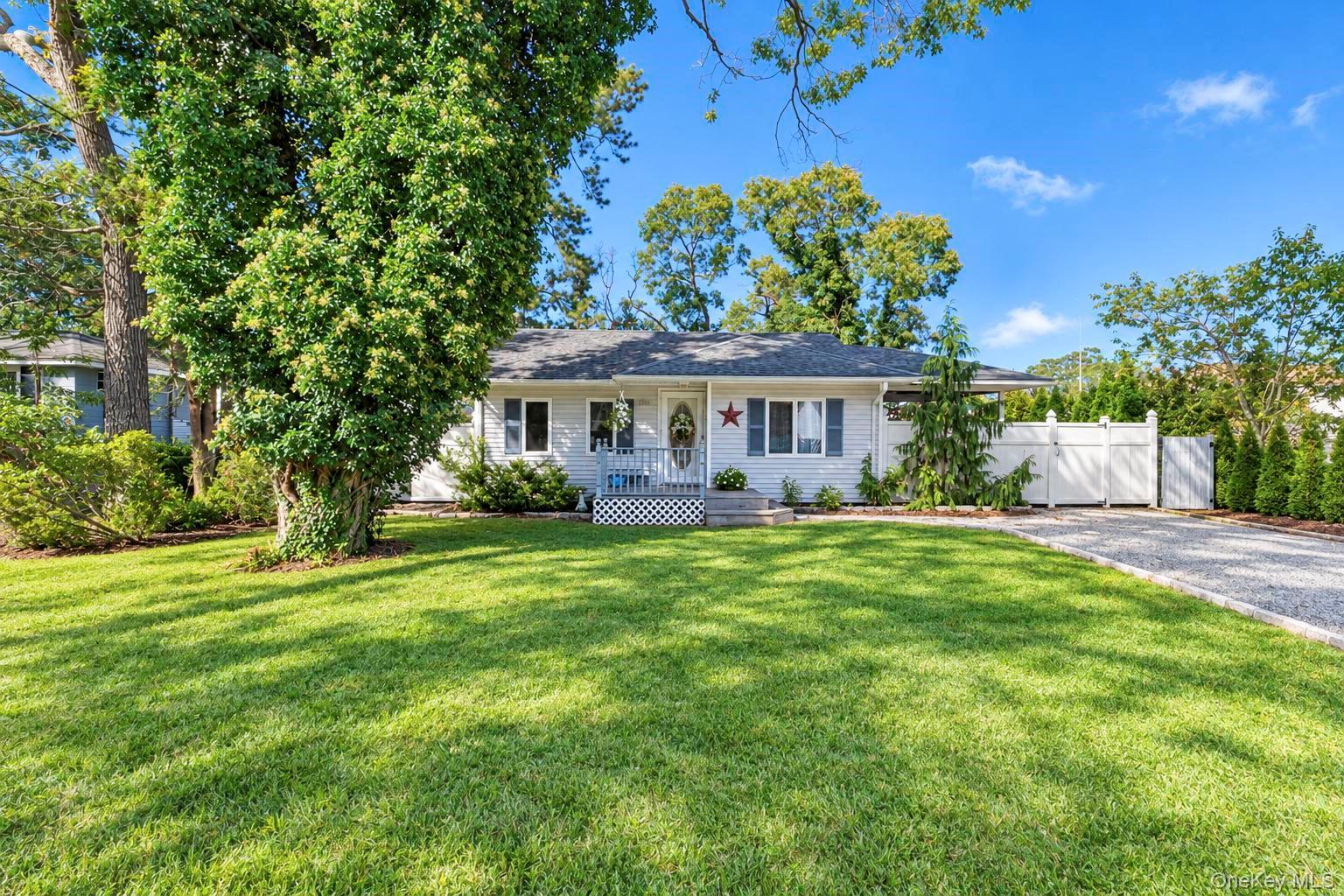 48 Hart Avenue — photo 2