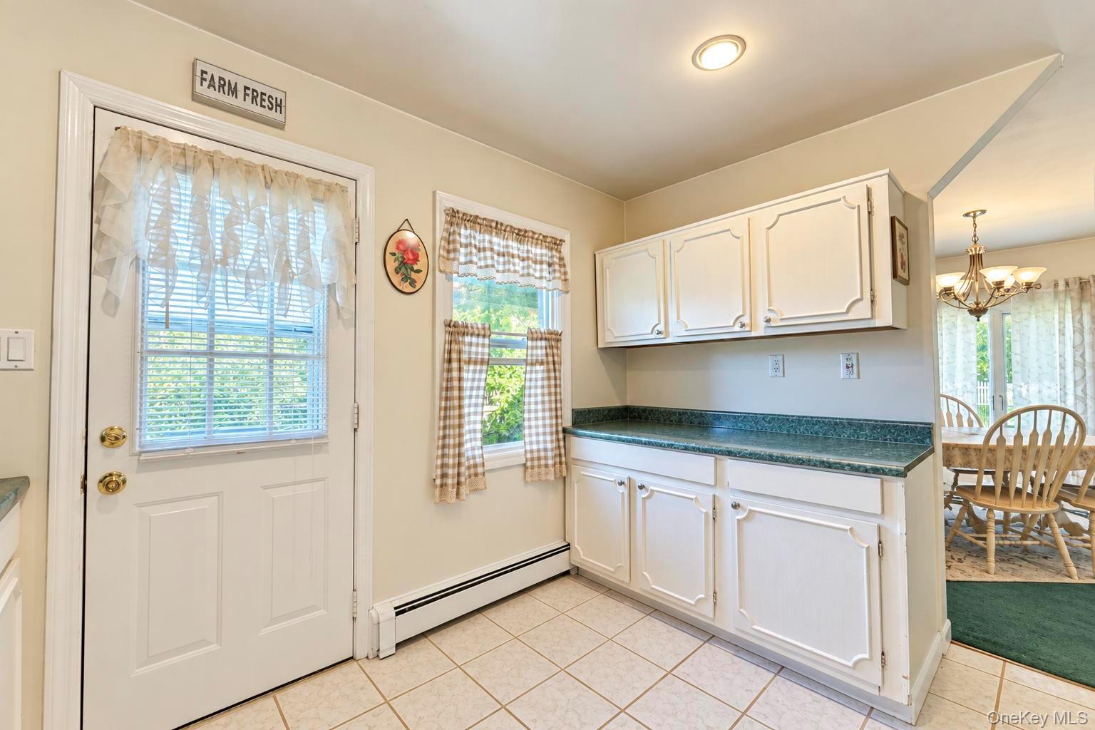 48 Hart Avenue — photo 21