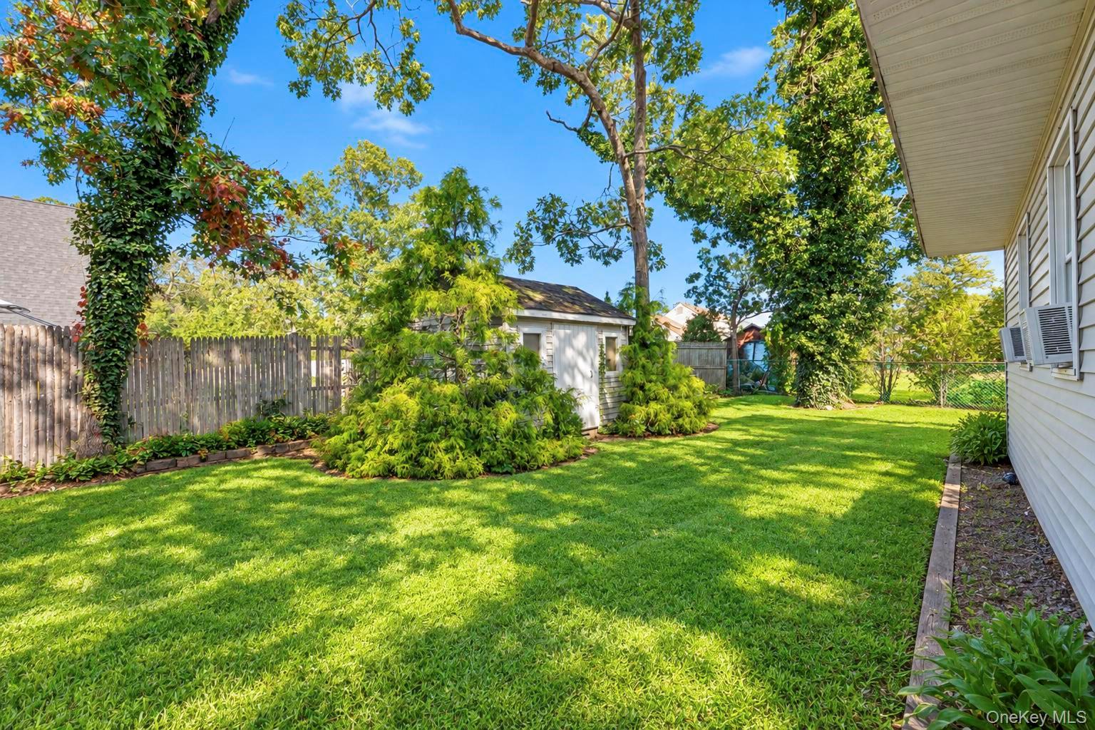 48 Hart Avenue — photo 8