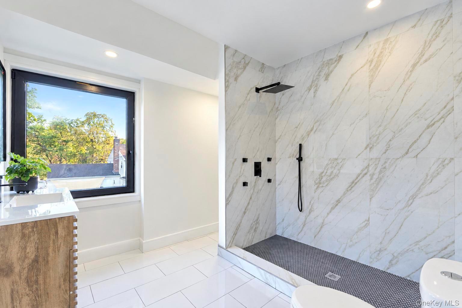460 Jefferson Street — photo 12