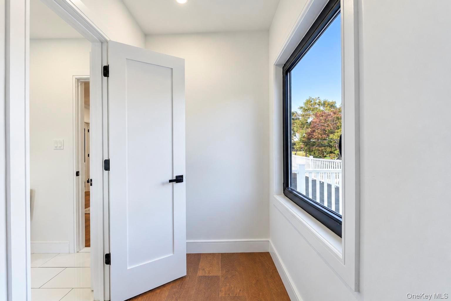 460 Jefferson Street — photo 14