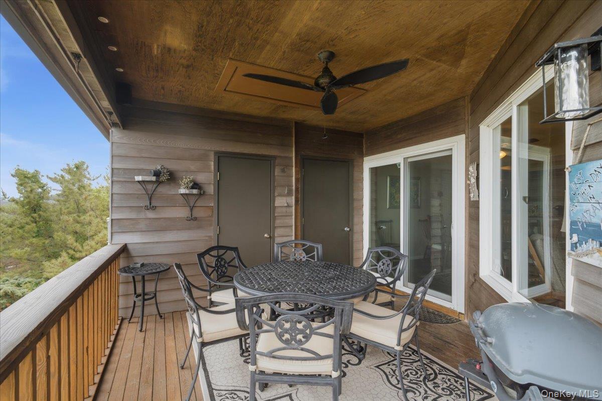 606 Fox Hill Drive — photo 31