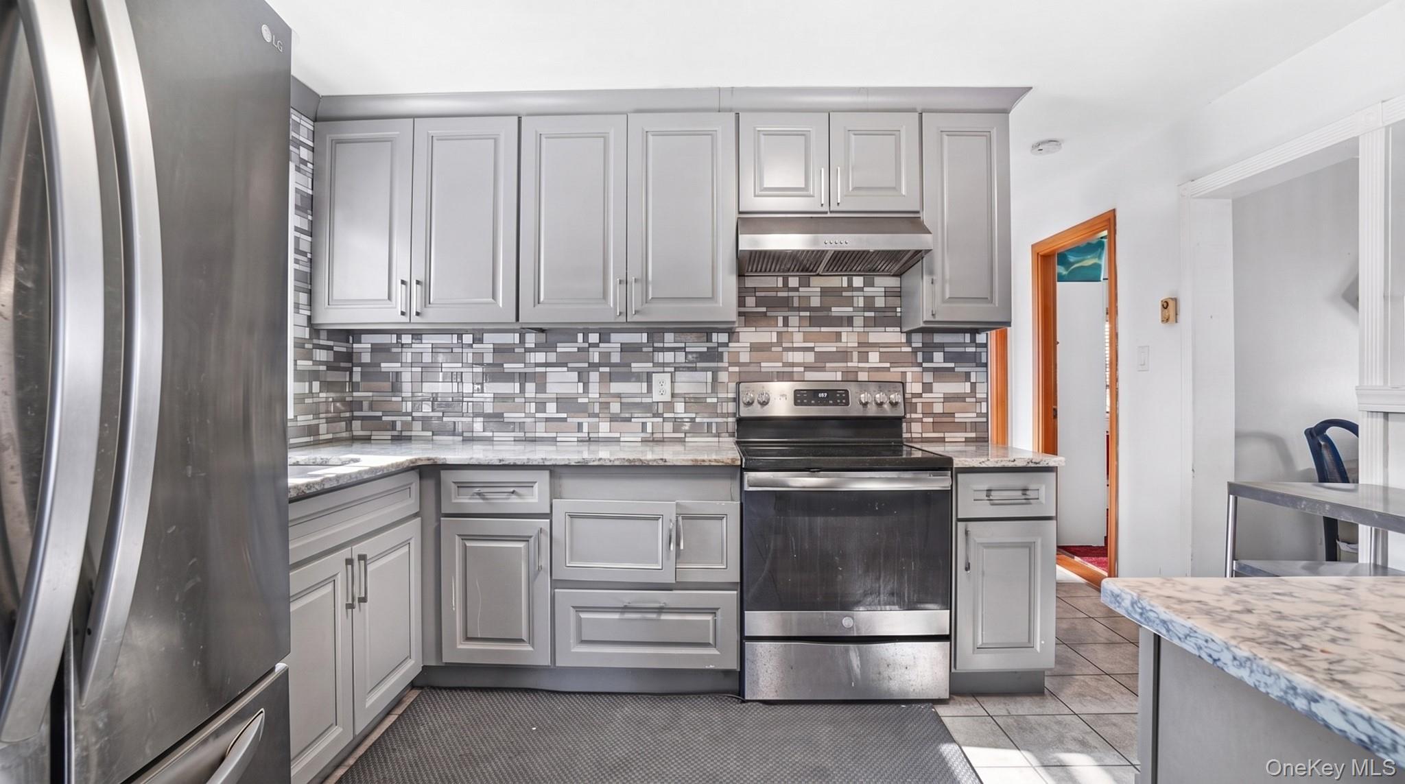 10 Victor Court — photo 13