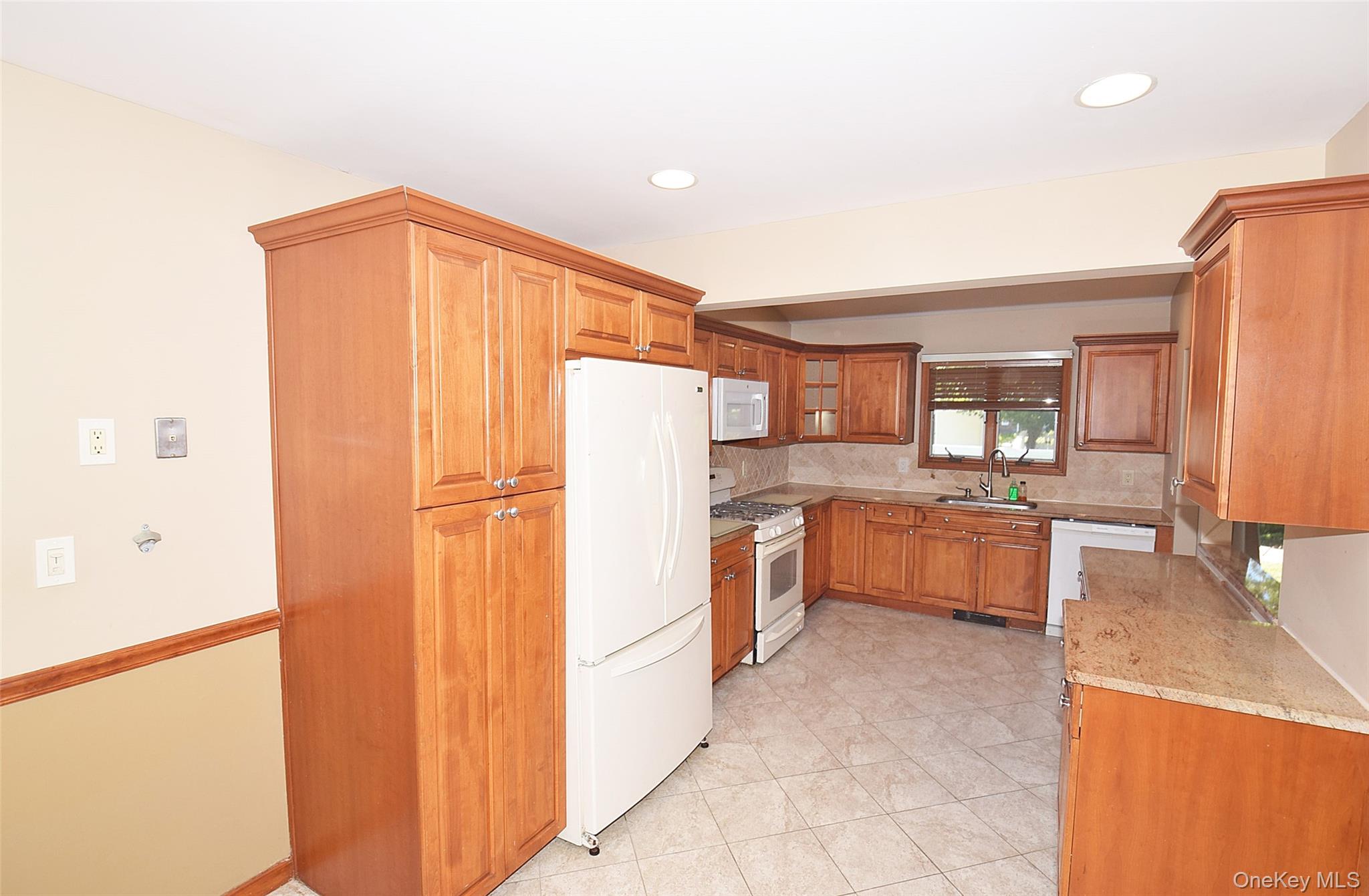 95 Krug Place — photo 14
