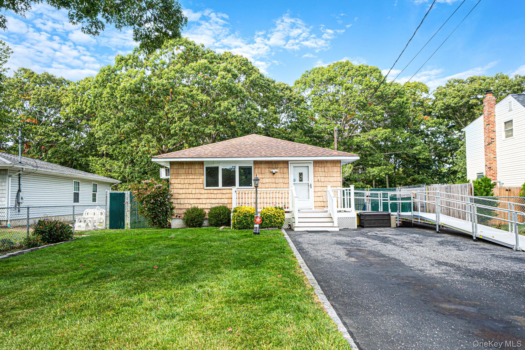 87 Somerset Avenue