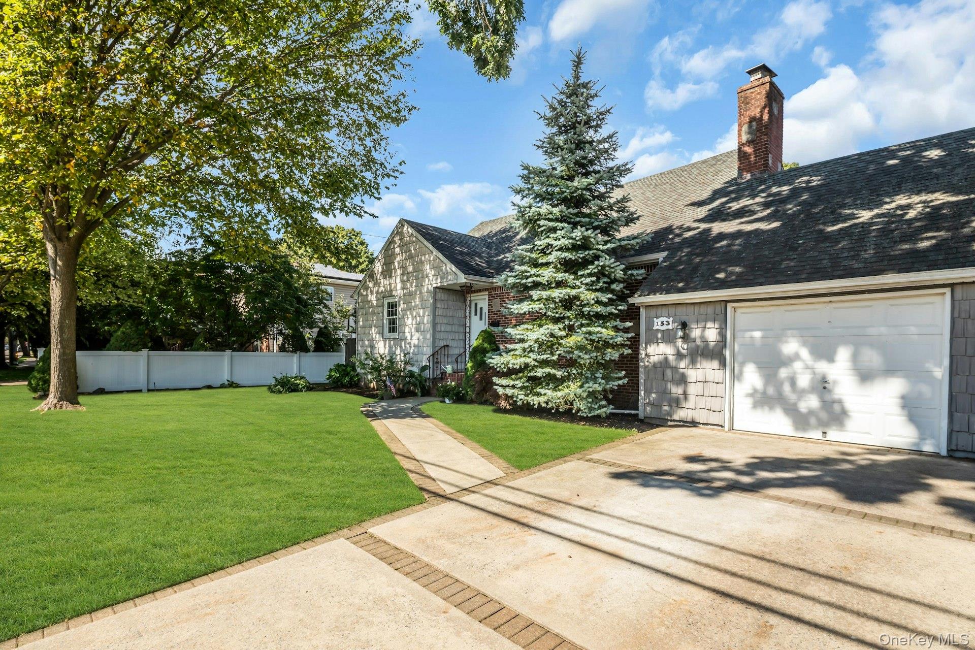 153 Hickory Street — photo 43