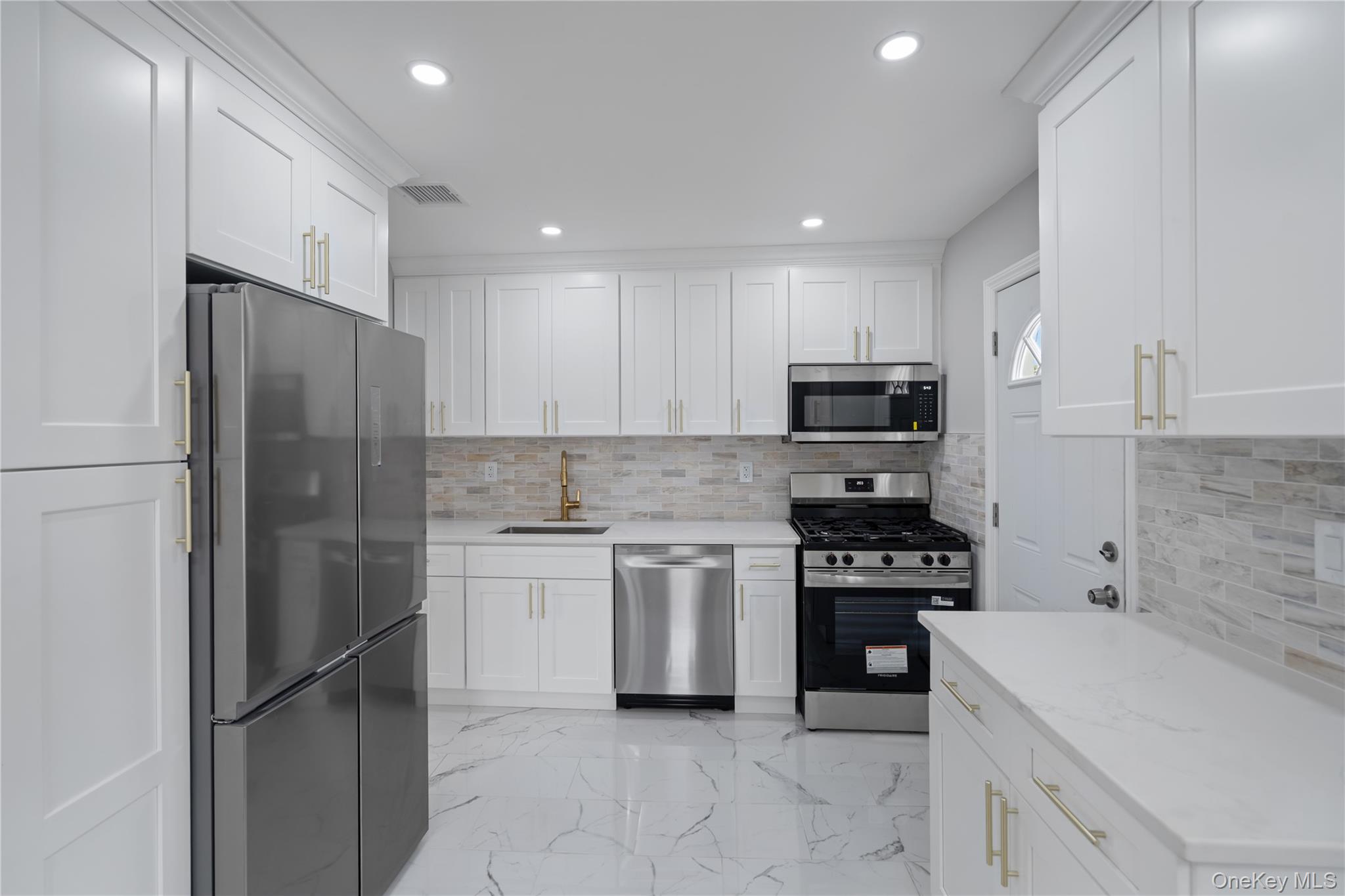 48 Cliff Avenue — photo 15
