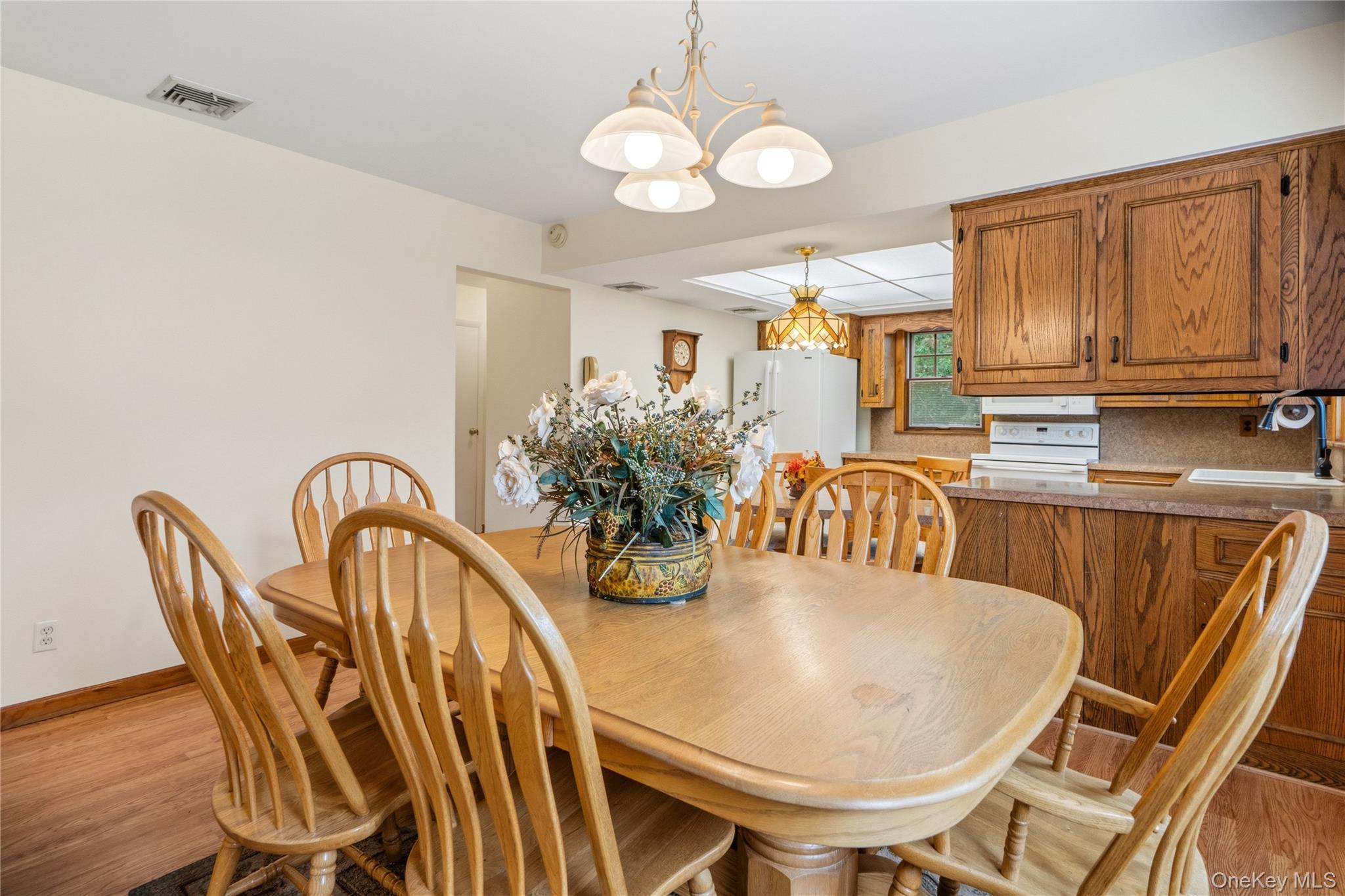 77 Woodside Avenue — photo 10
