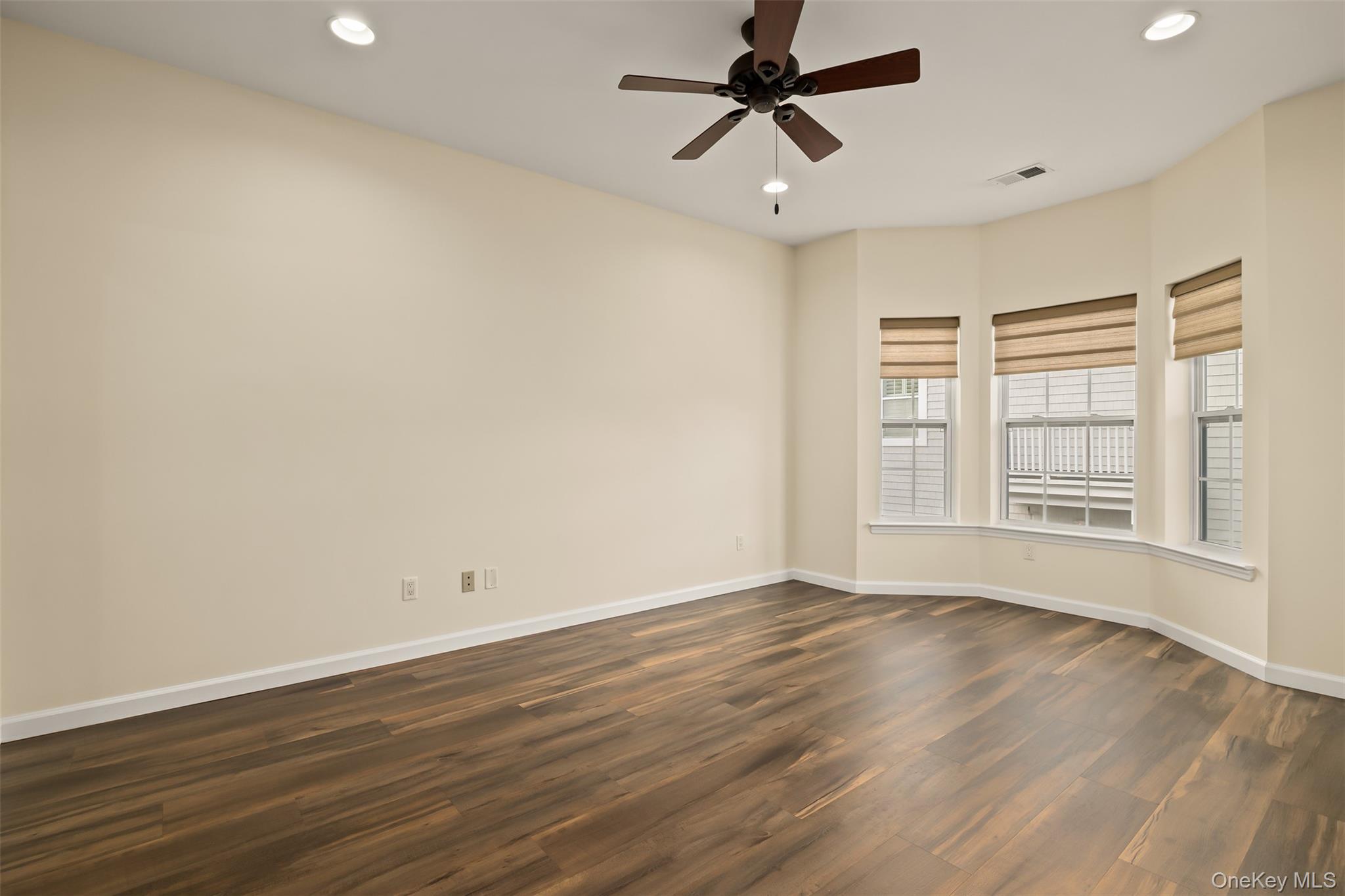 57 Spring Drive — photo 17