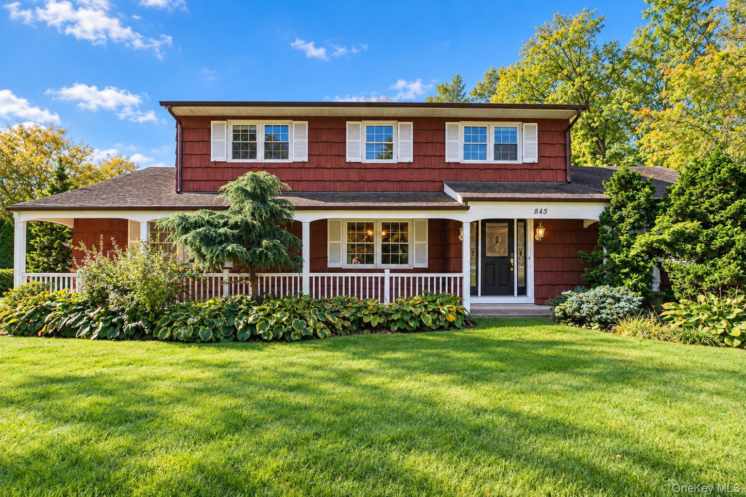 845 Park Avenue, Huntington