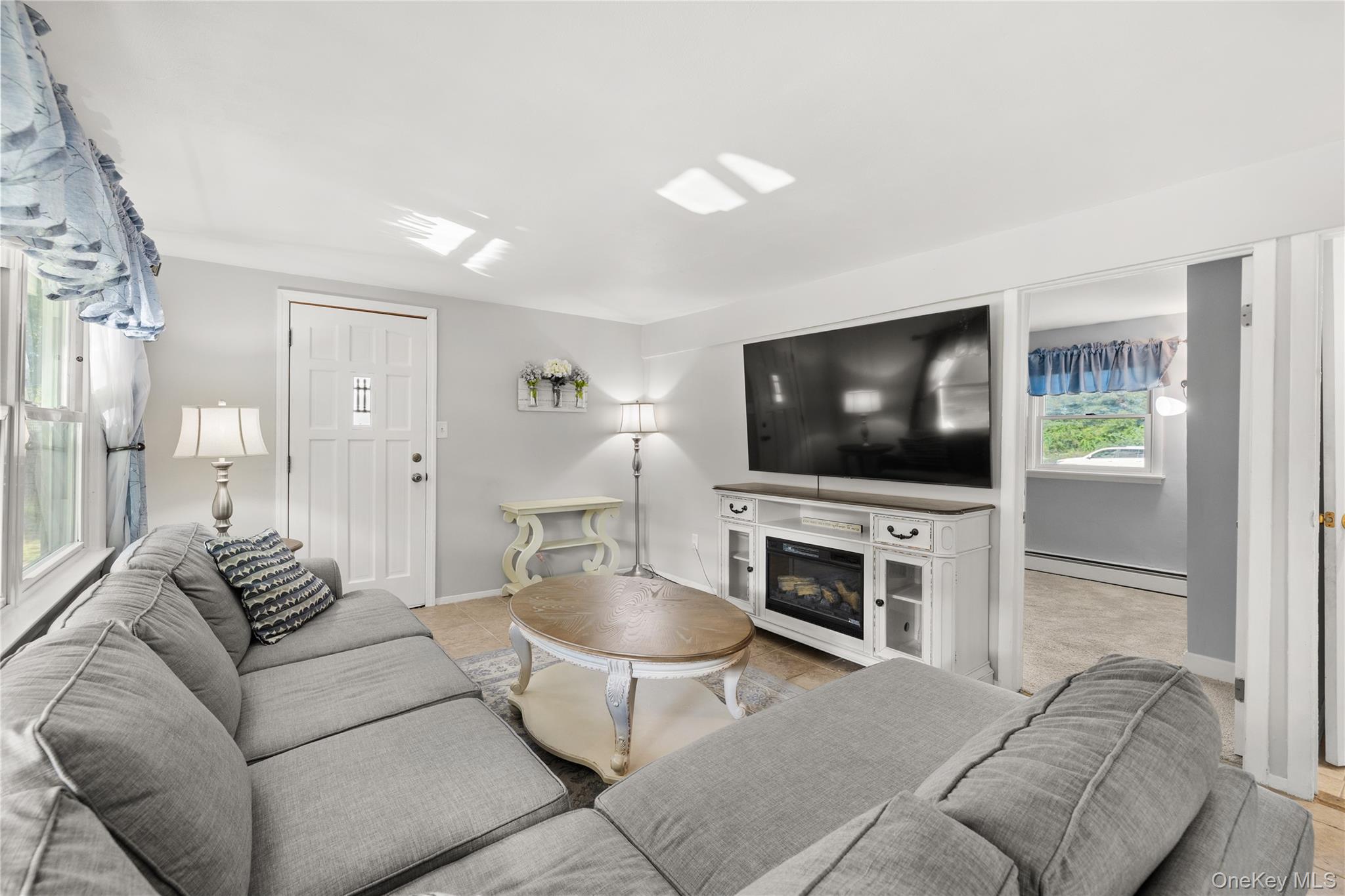 697 East Drive — photo 16