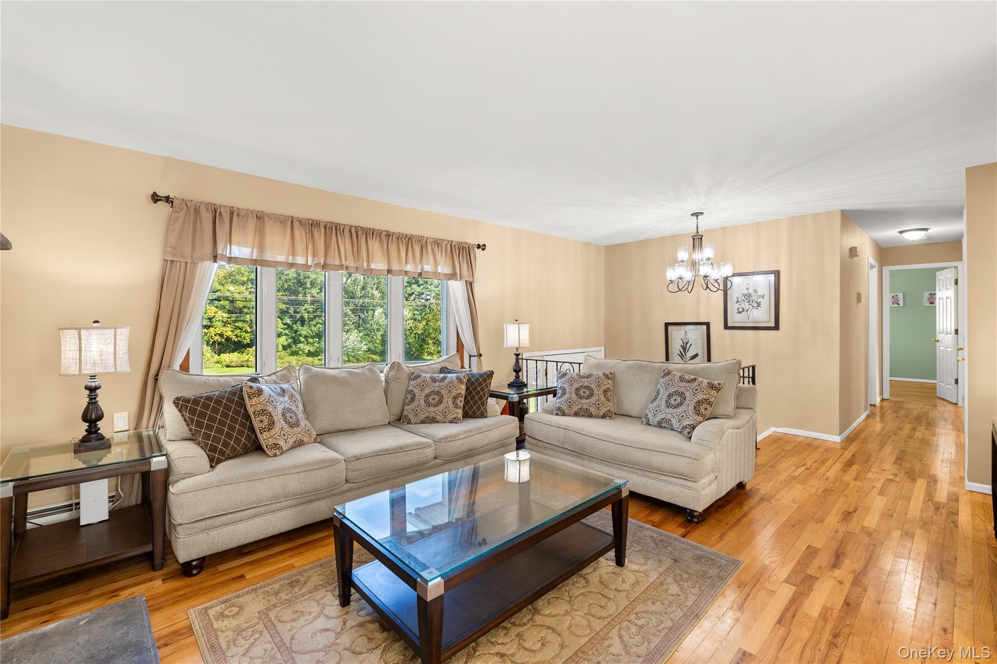 697 East Drive — photo 8