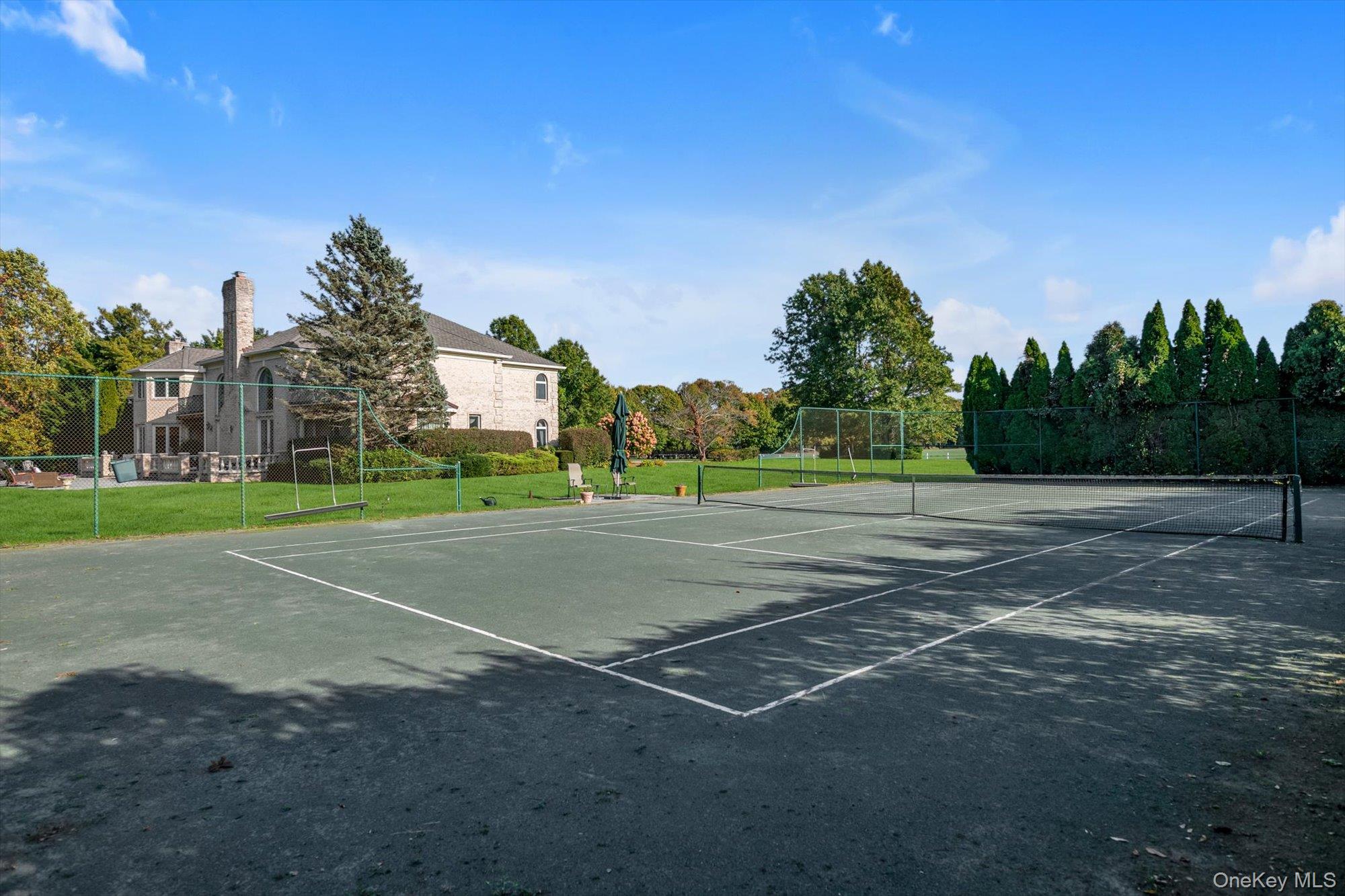 11 Polo Drive — photo 34