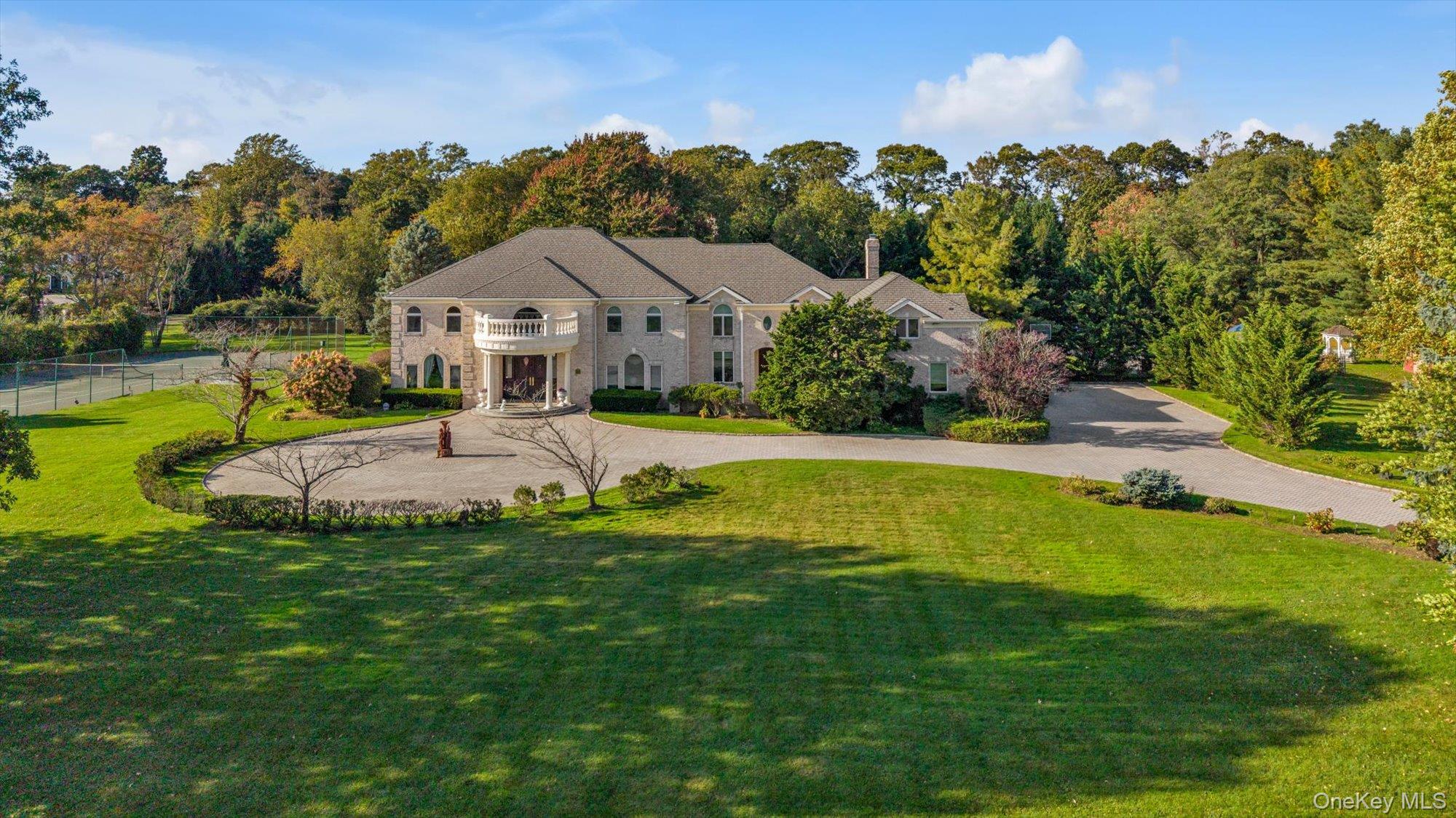 11 Polo Drive, Old Westbury